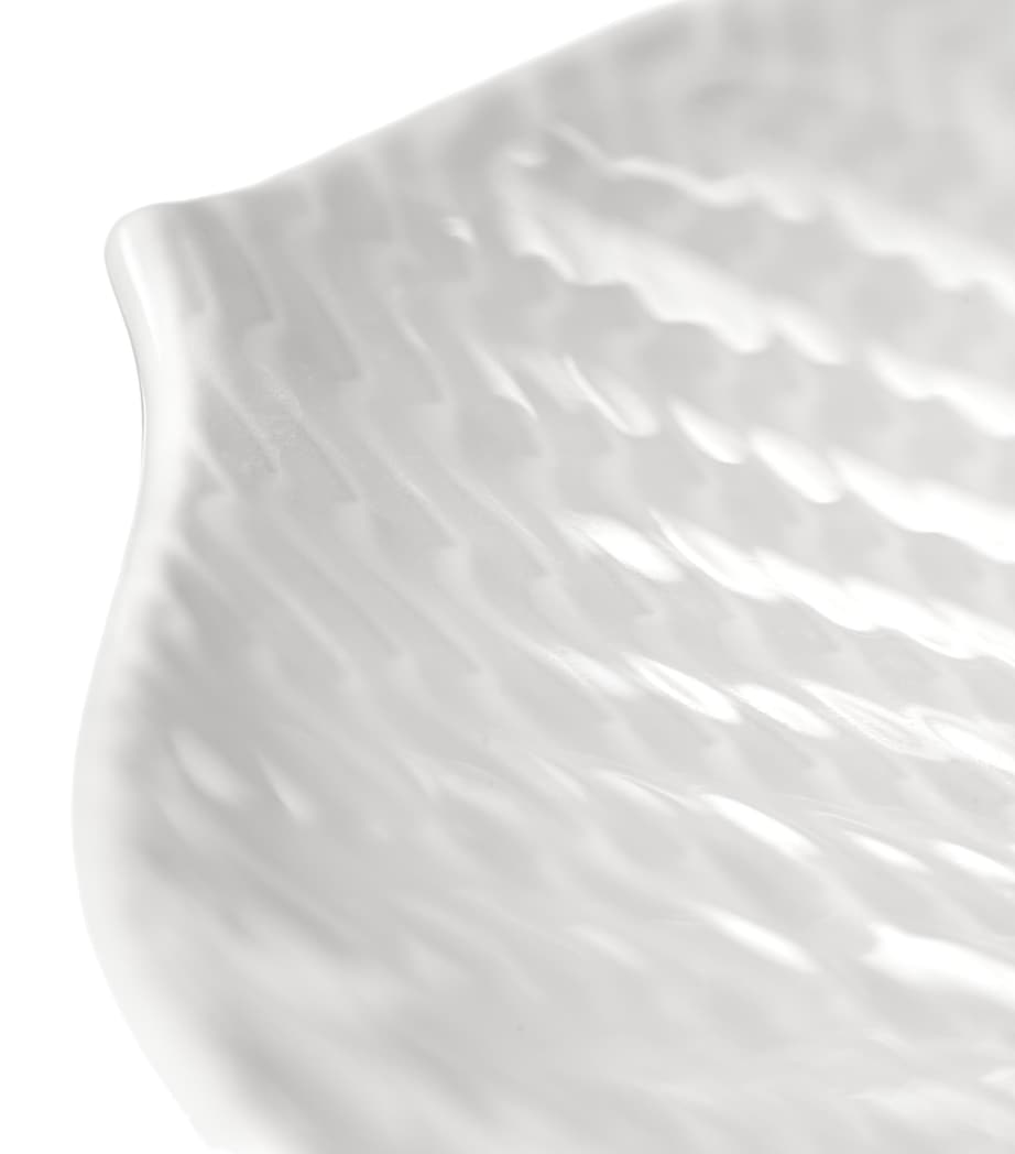 Porcelain Waves Relief Dinner Plate (28.5cm) WHITE Image 5