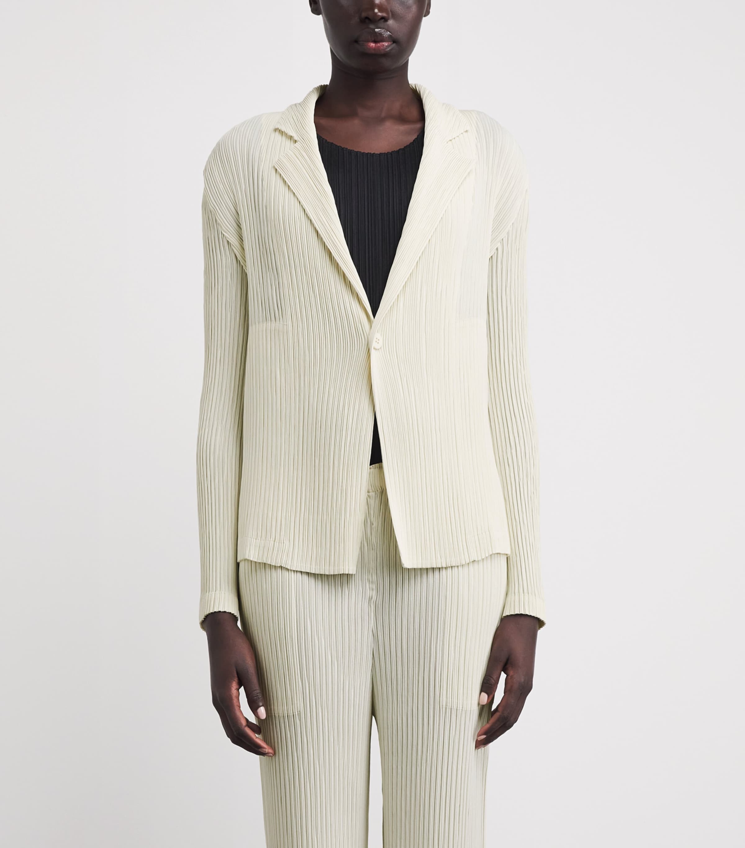Issey Miyake Womens Hatching Pleats Blazer Off White Image 4