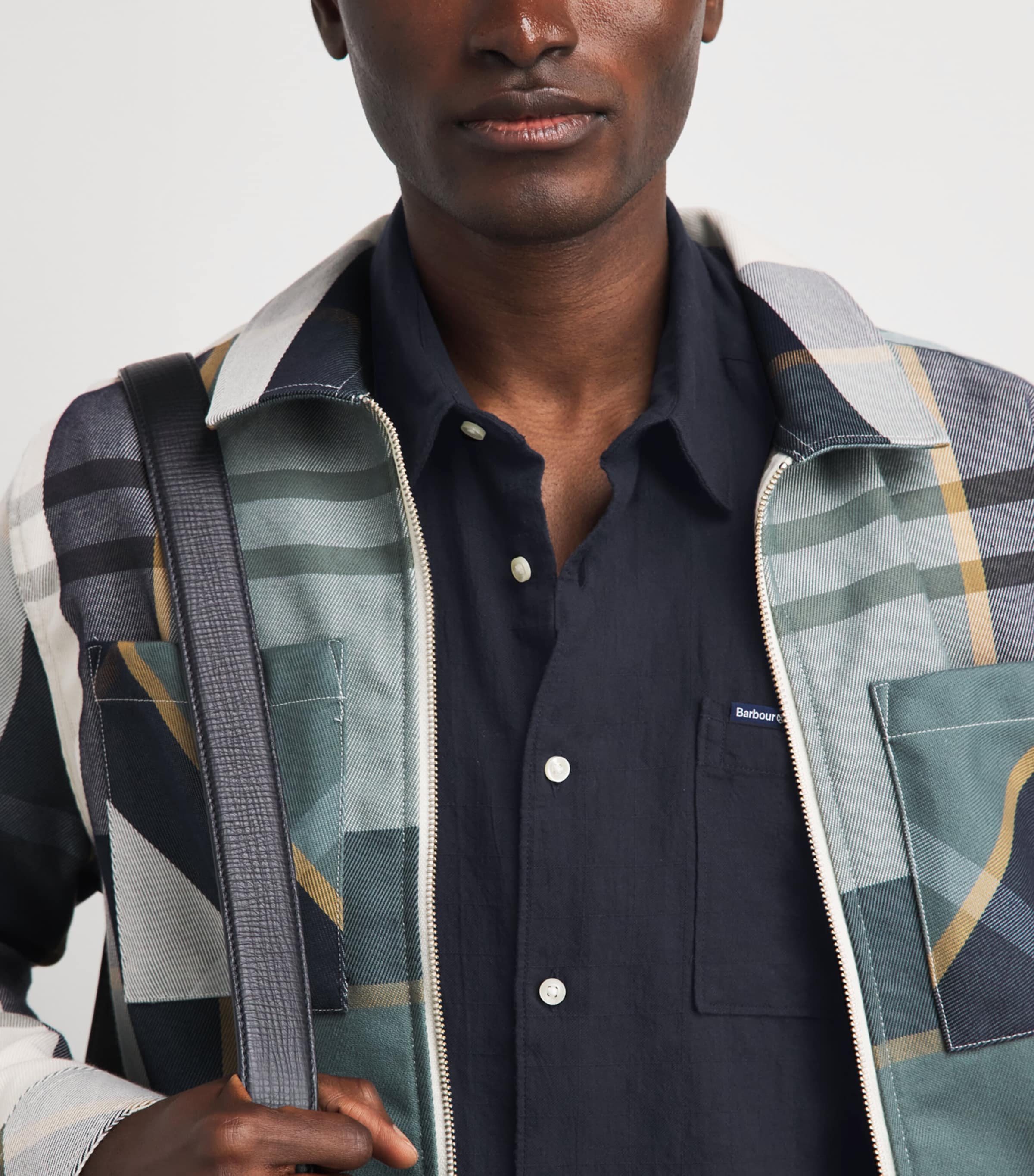 Barbour Mens Cotton Ripstop Kingswood Shirt Dark Navy Image 3