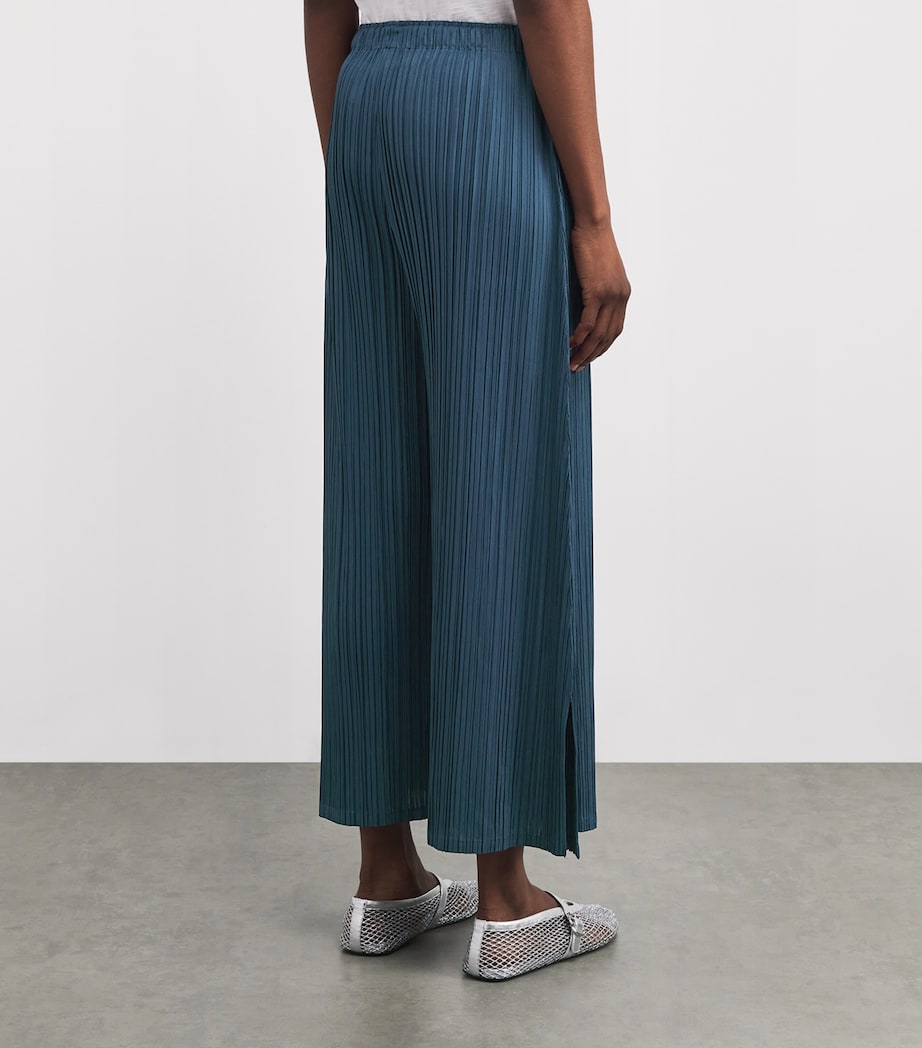 Mellow Pleats Trousers NAVY Image 4