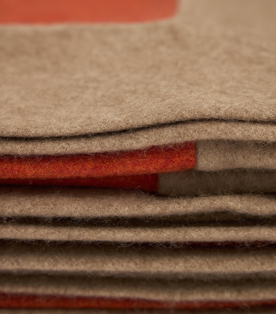 Cashmere Etra Bedspread (250cm x 200cm) FIRE Image 3