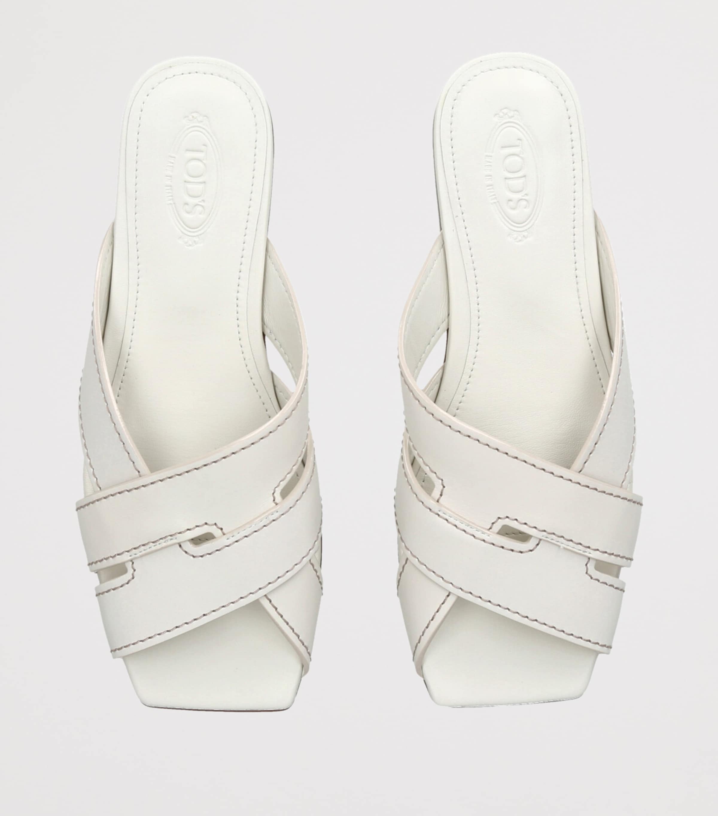 Leather T-Strap Sandals WHITE Image 4