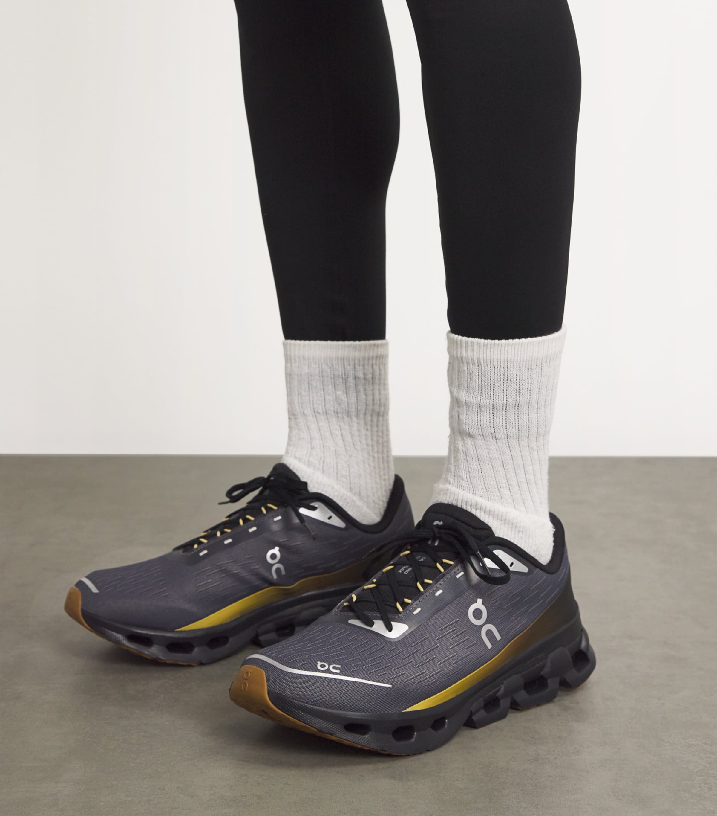 Cloudspark Trainers IRON / BLACK Image 2