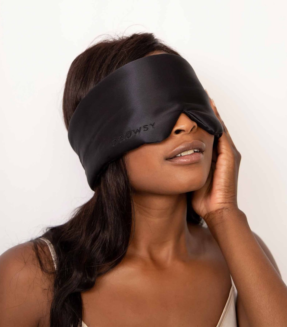 Silk Sleep Mask BLACK JADE Image 3