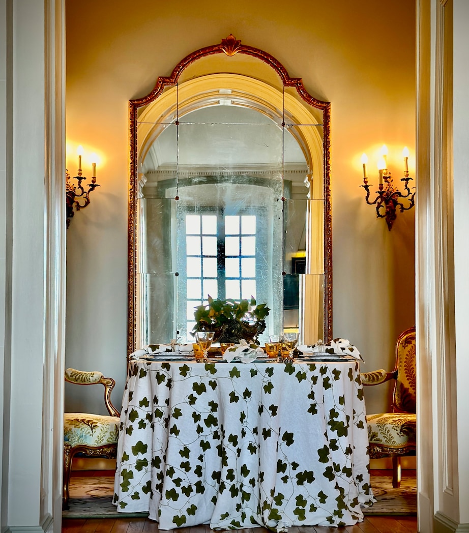 Linen Ivy Round Tablecloth GREEN Image 5