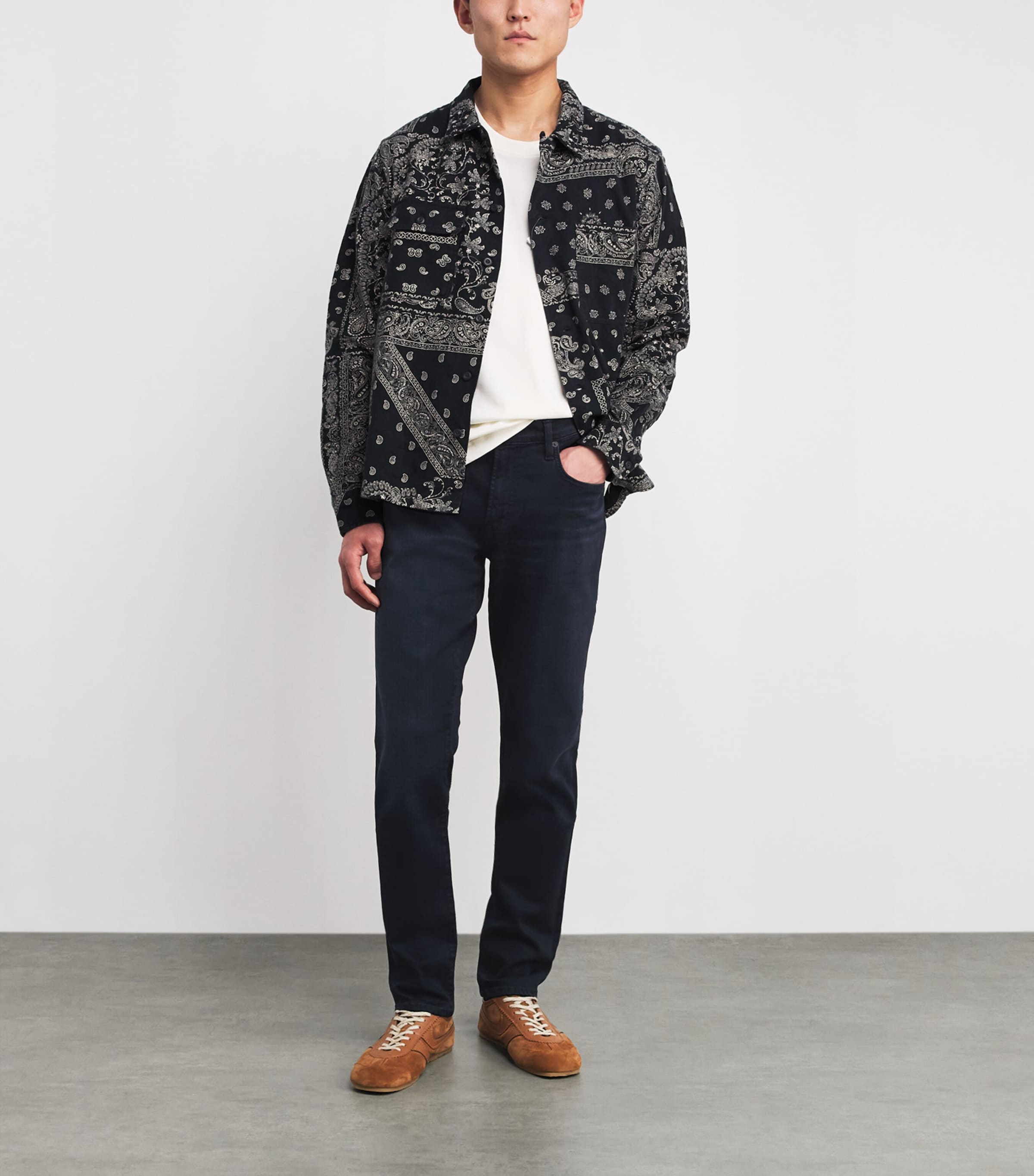 London Slim Tapered Jeans HYDE INDIGO Image 2