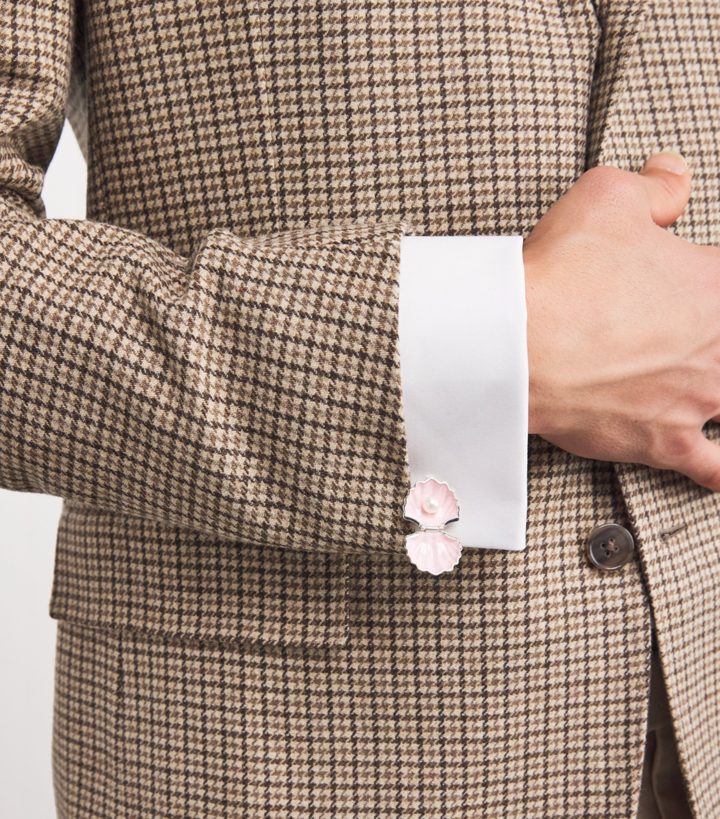 Deakin & Francis Sterling Silver Pearl-Detail Clam Cufflinks Pink Image 5