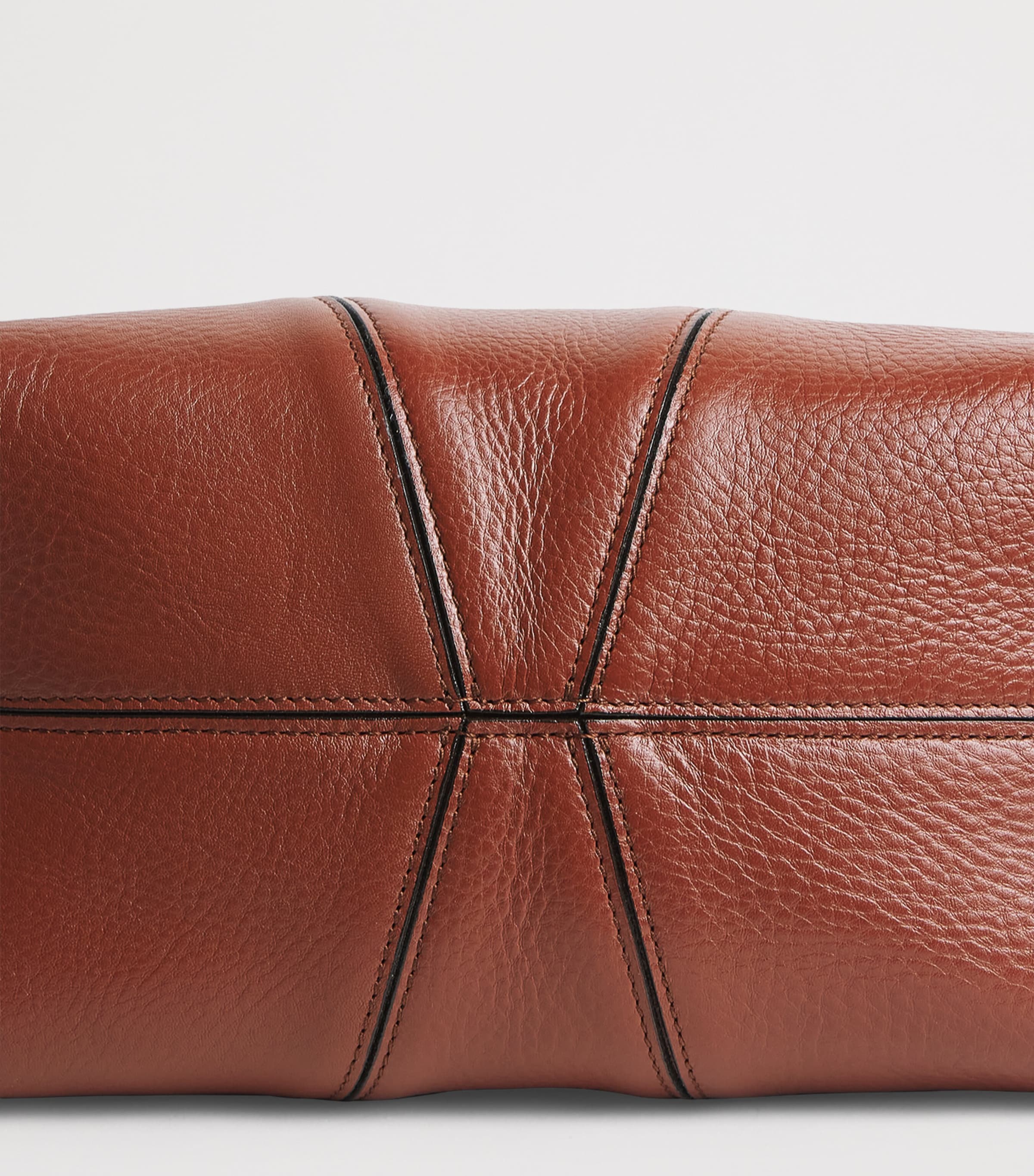 Chloé Medium Leather Spin Tote Bag Blushy Brown Image 4