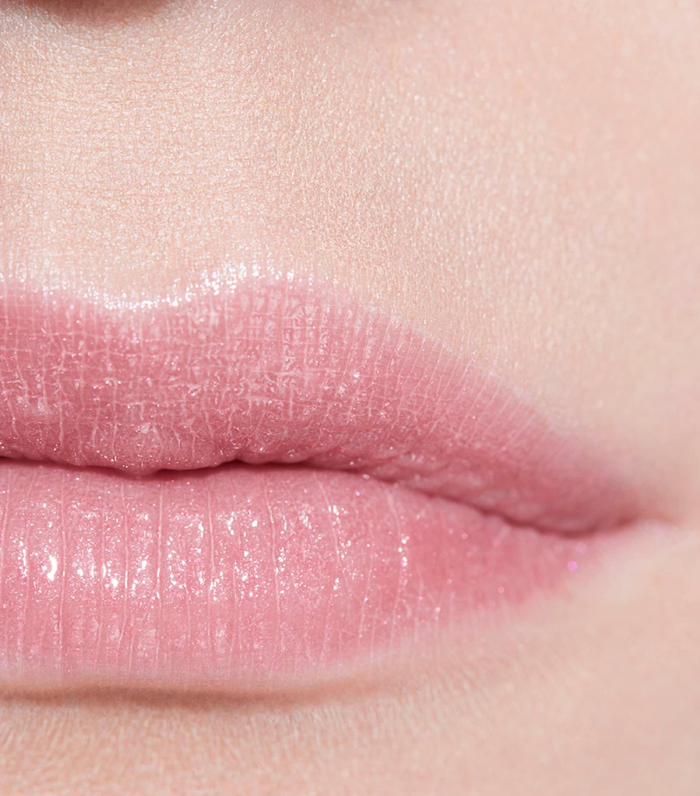 CHANEL ROUGE COCO BAUME Lip Balm Shine Sparkling Pink Image 6