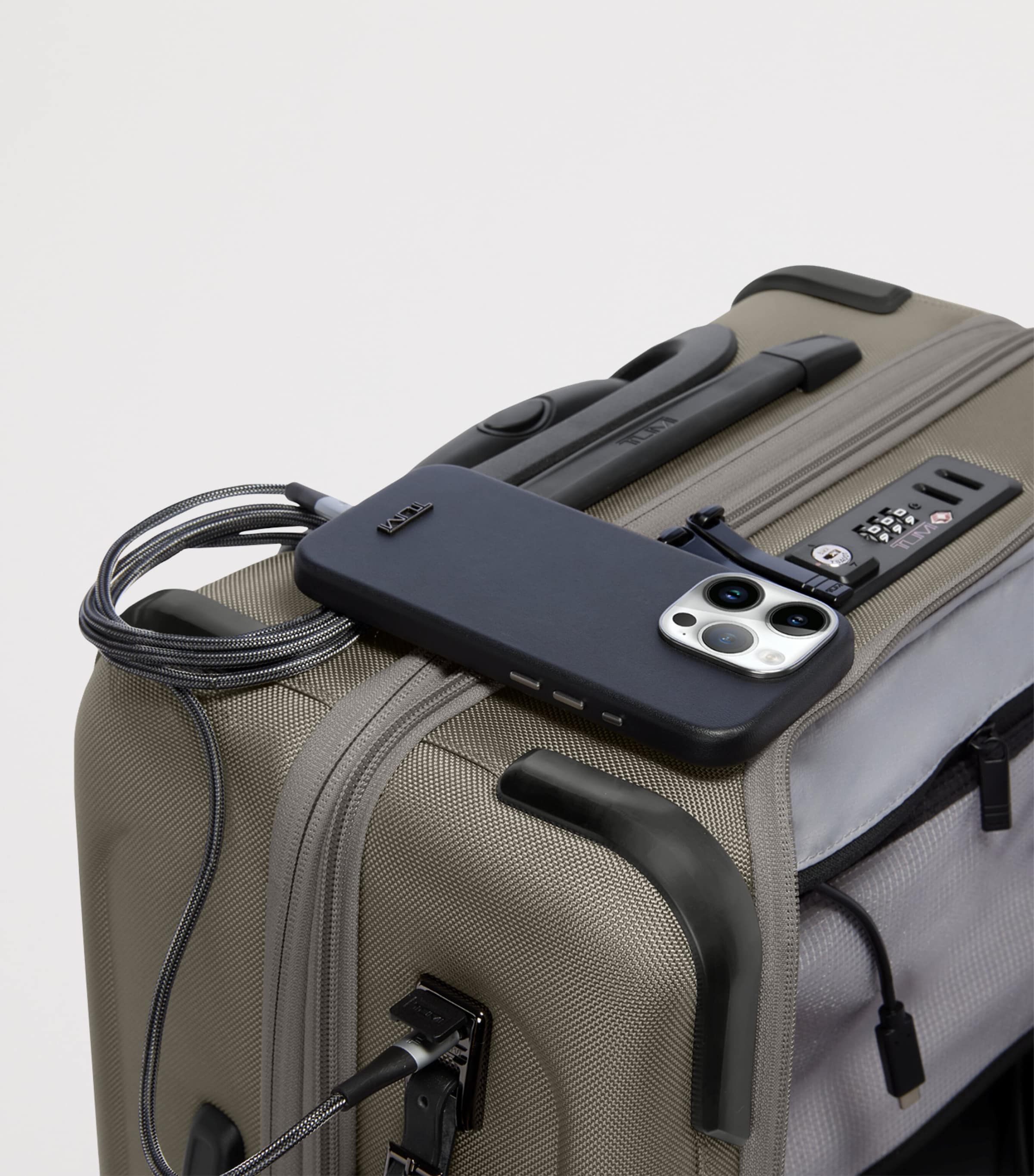 Tumi Alpha 4 Large Dual Access Expandable Cabin Suitcase (55cm) Grey Alloy Image 8