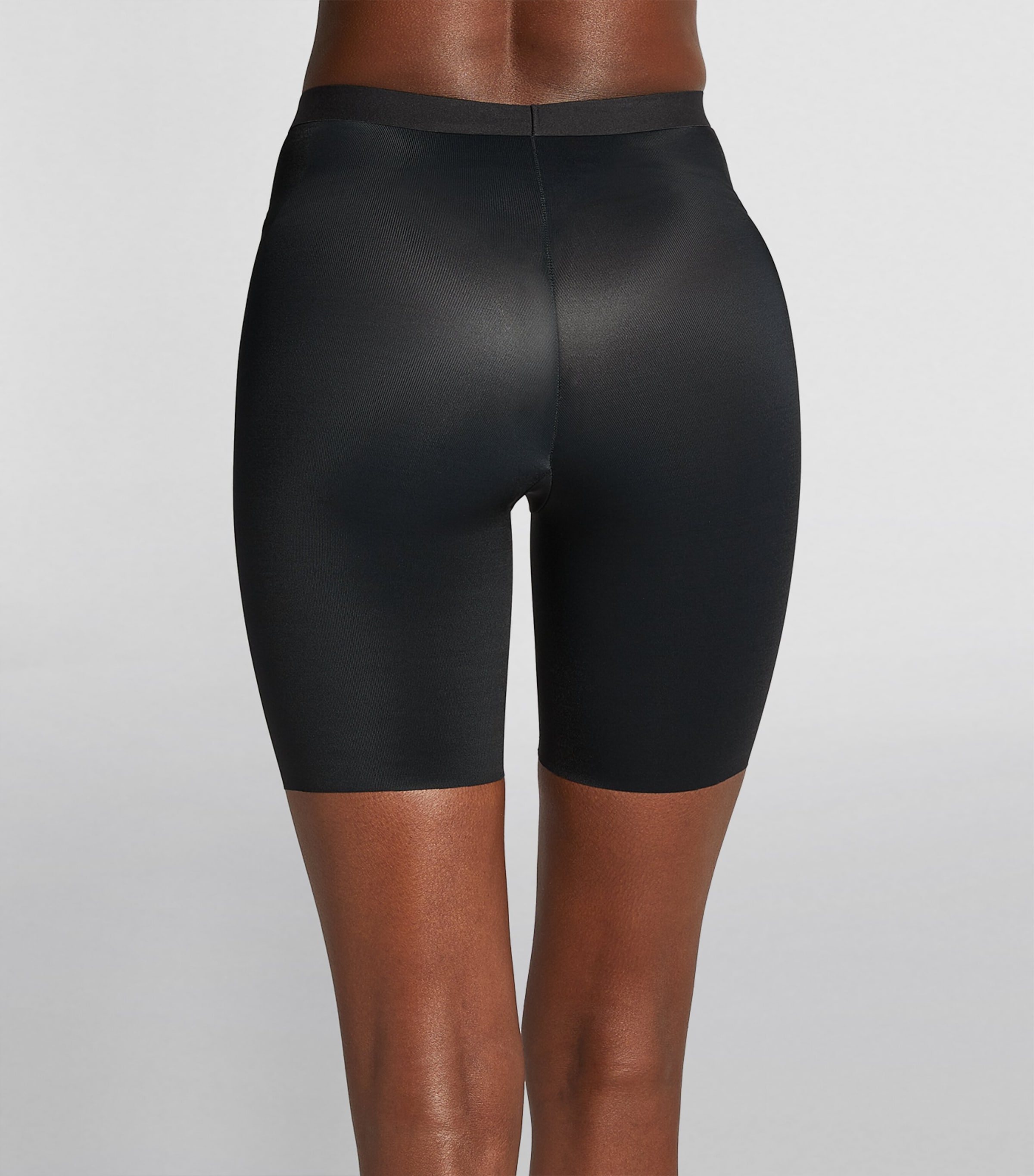 SPANXshape Invisible Mid-Thigh Shorts - Medium Control VERY BLACK Image 3