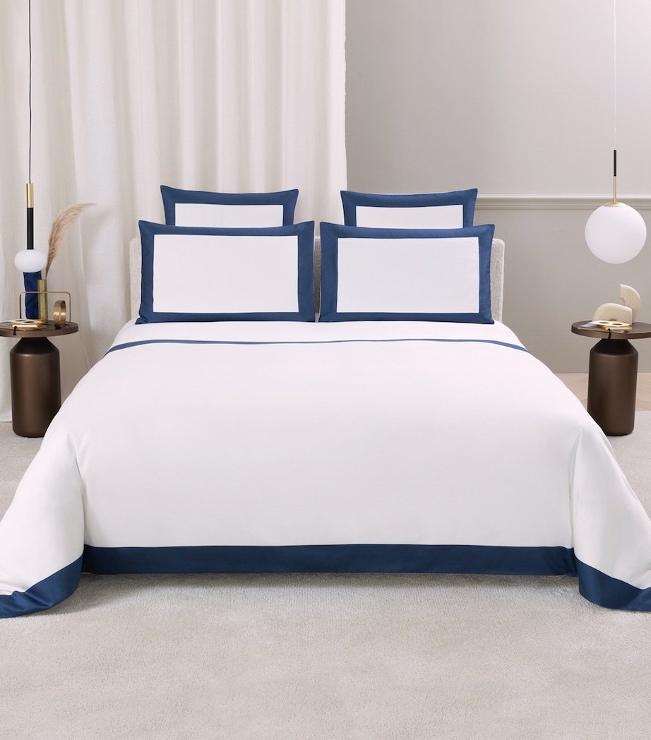 Frette Cotton Bold Duvet Cover (260cm x 240cm) Milk/indigo B Image 1