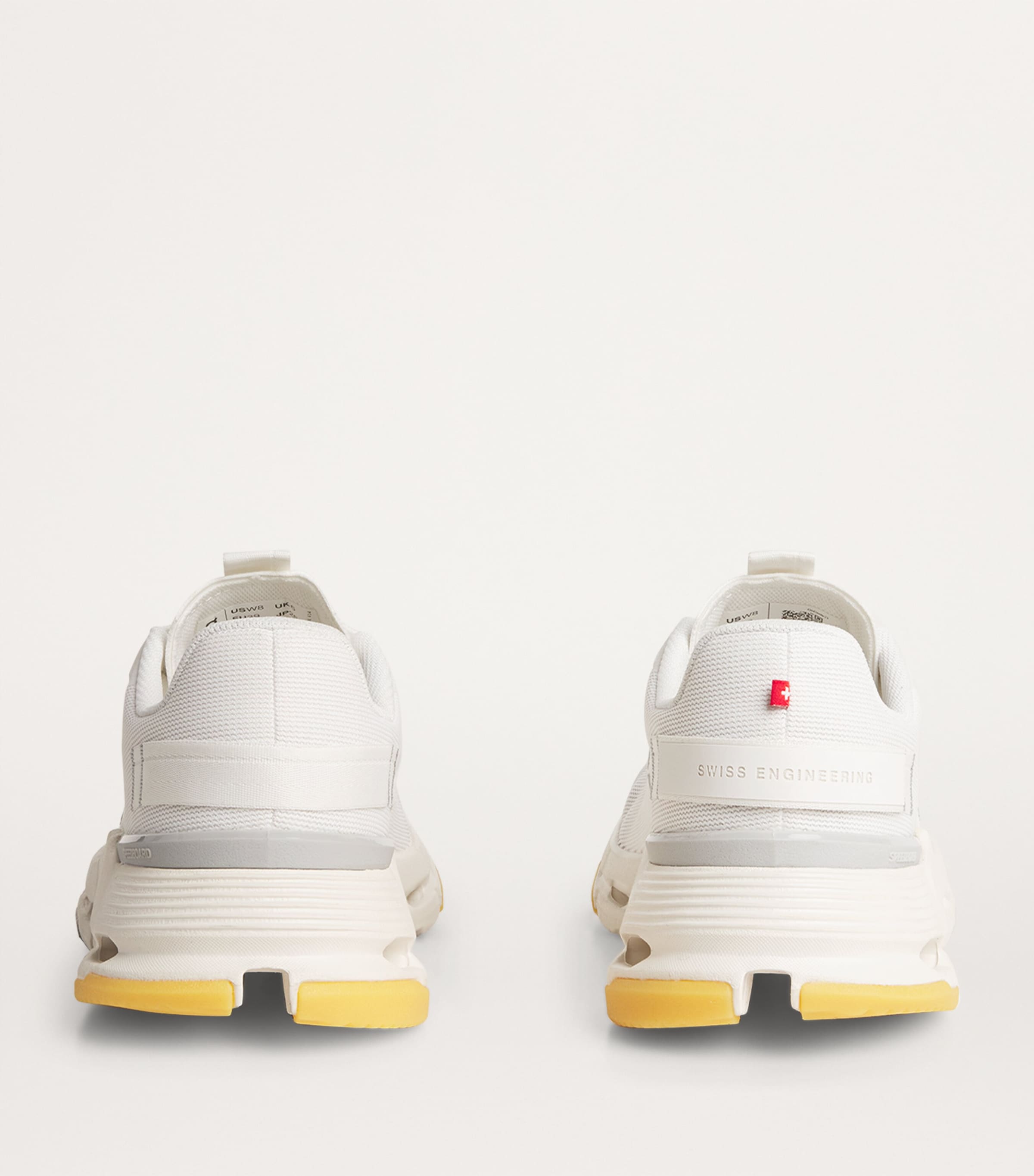 On Cloudnova Form 2 Trainers White | Ivory Image 4