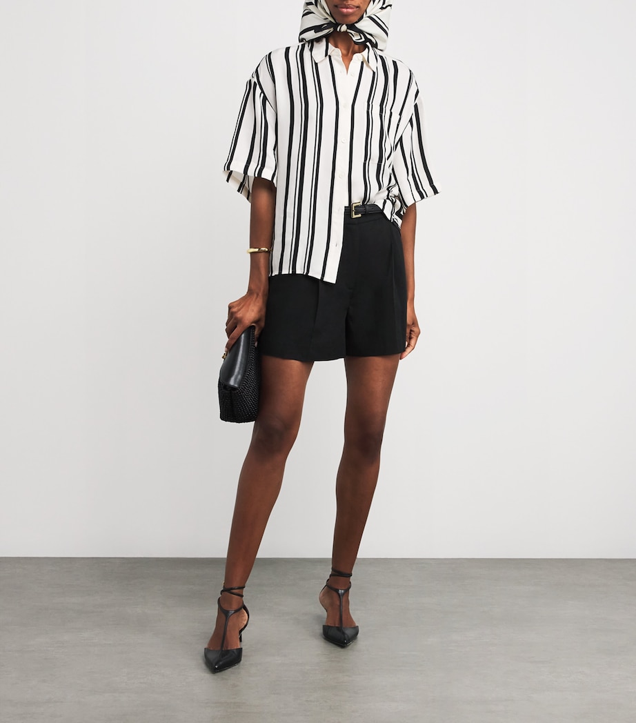 Pleated Trent Tailored Shorts BLACK Image 2