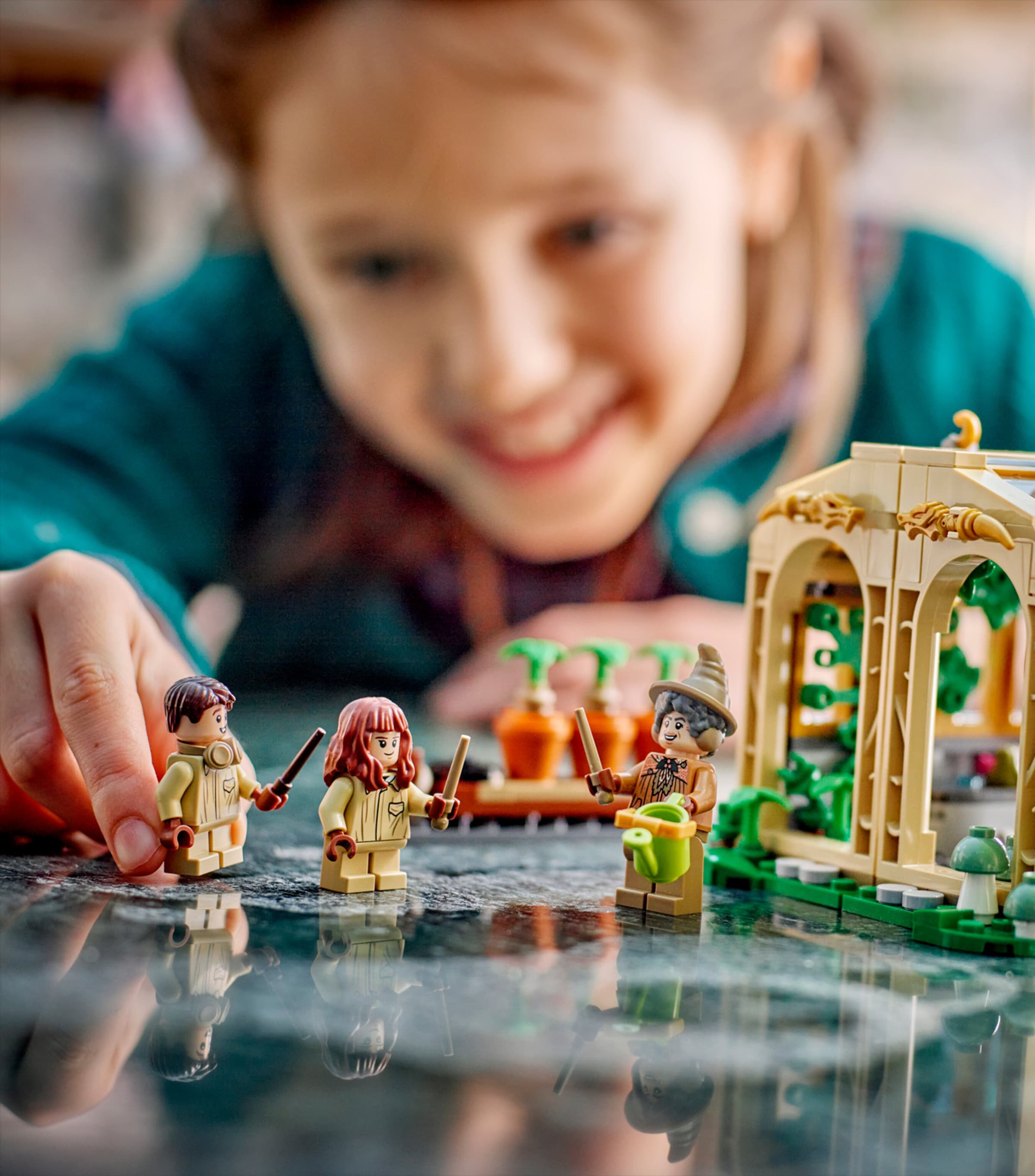 Harry Potter Hogwarts Castle: Herbology Class 76445 MULTI Image 2