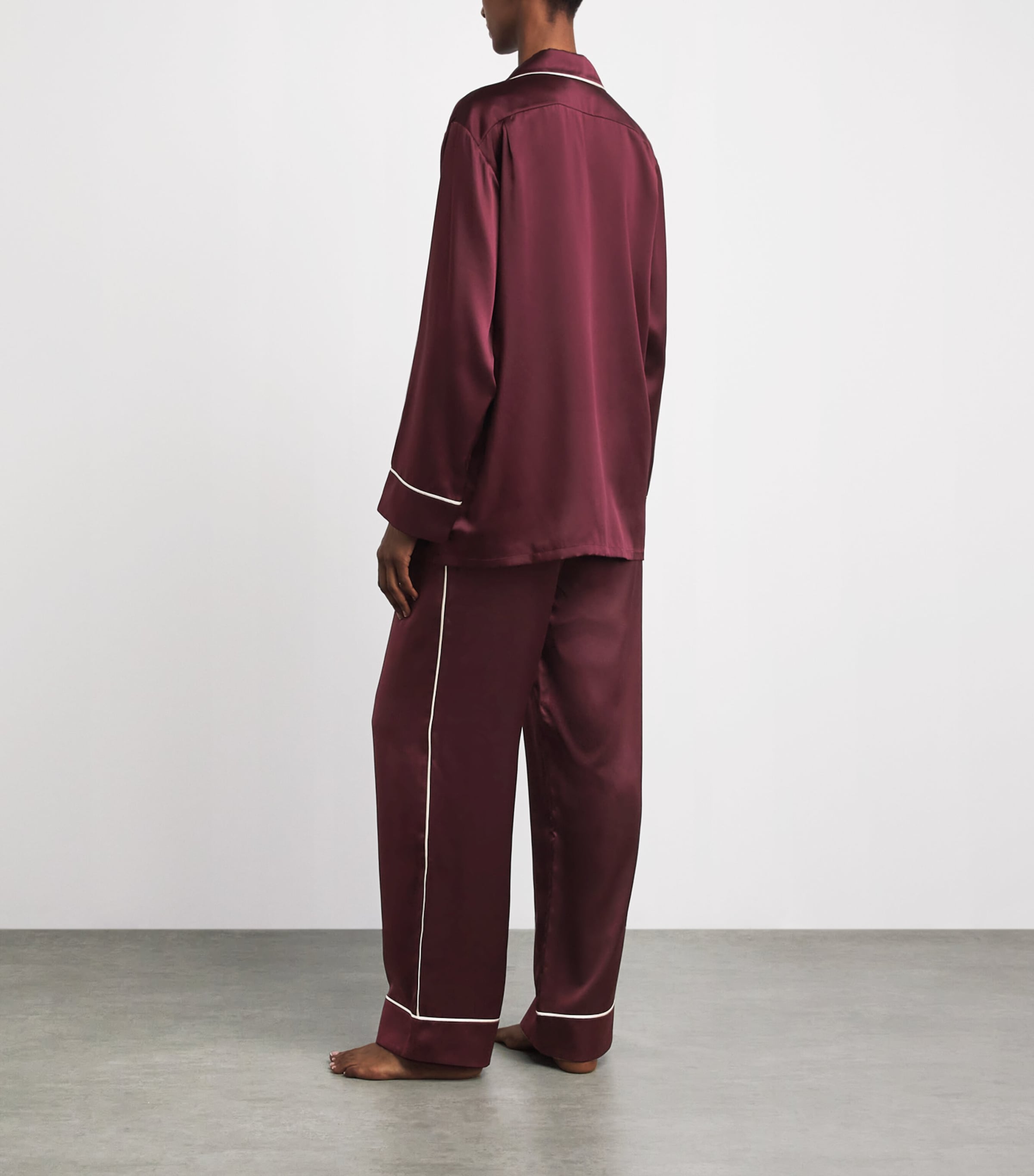 Olivia von Halle Womens Silk Yves Pyjama Set Raisin Image 4