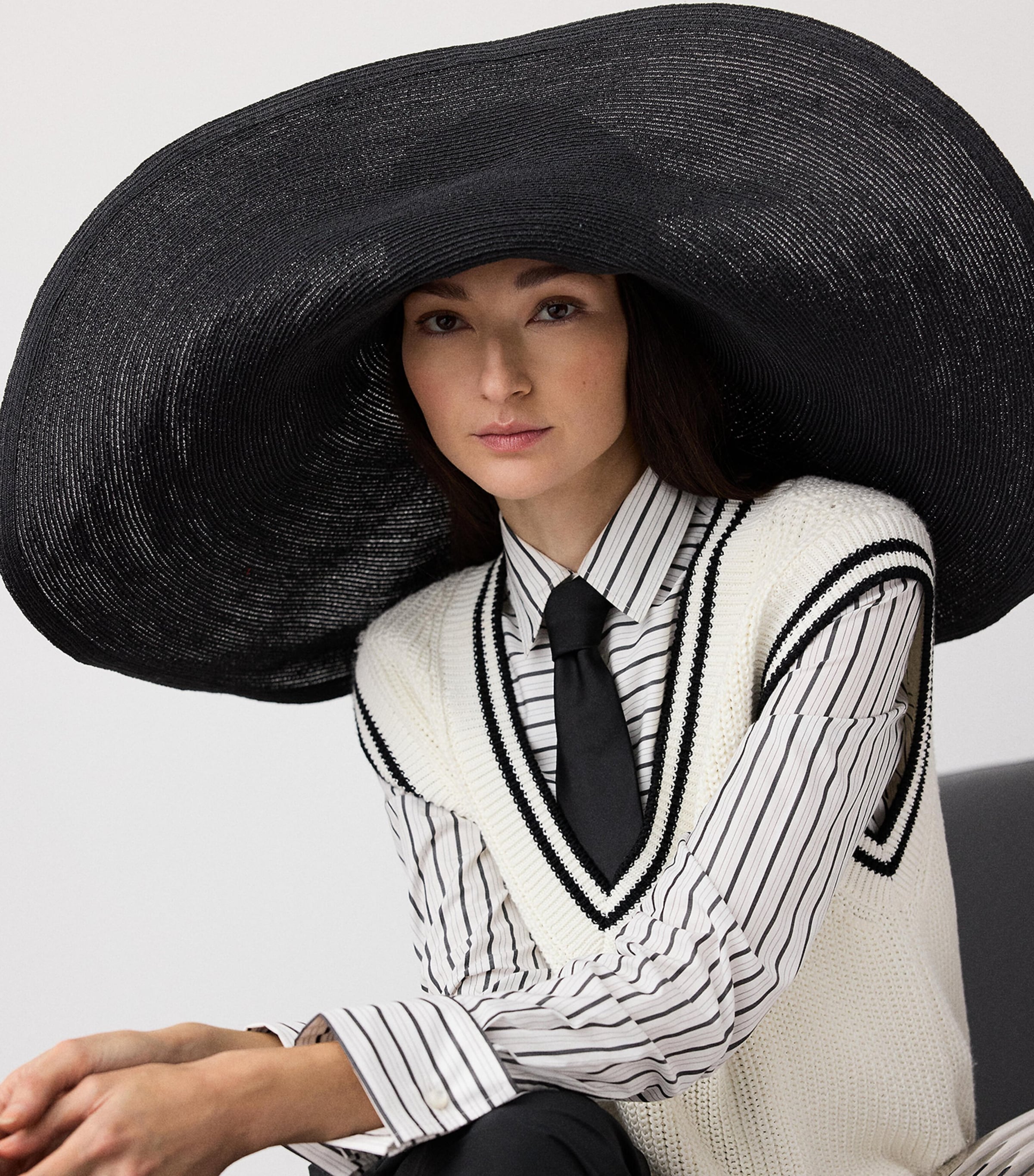 Ralph Lauren Collection Woven Wide-Brim Hat Black Image 2