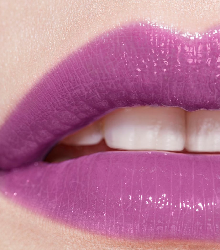 ROUGE COCO BAUME Lip Balm CHARMING LILAC Image 6