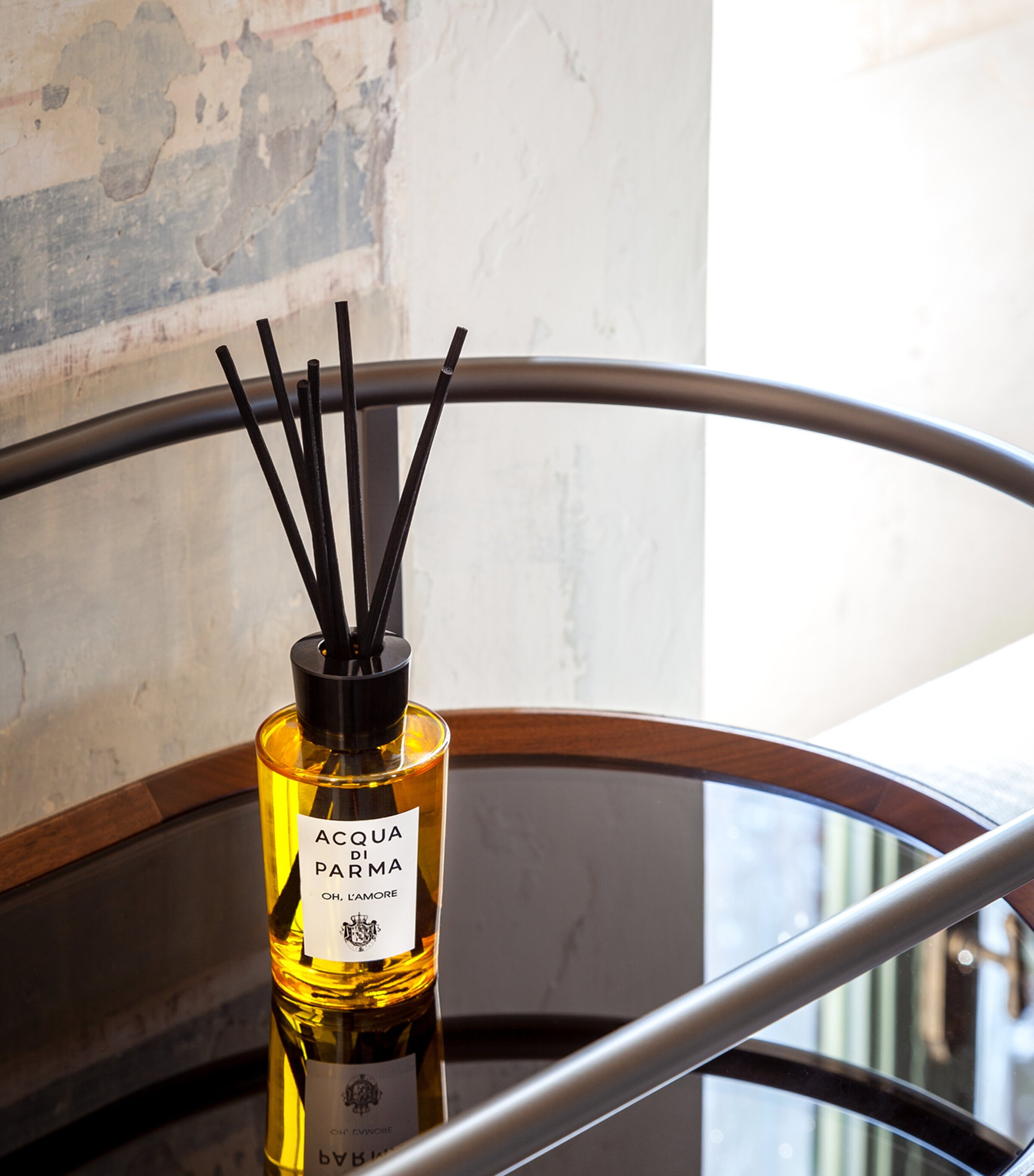 Acqua di Parma Oh, L'Amore Diffuser (180ml) Image 4