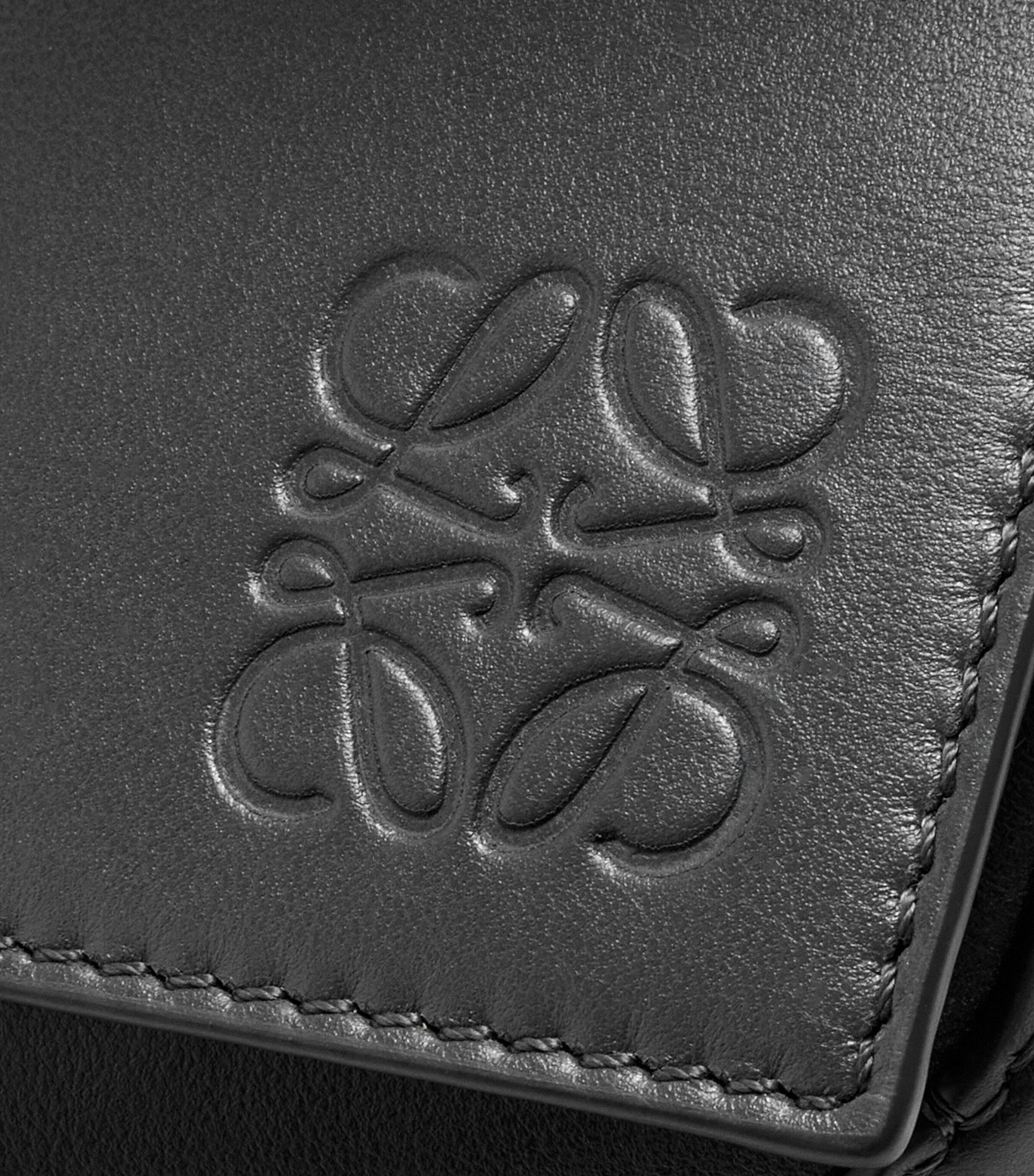 Leather Puzzle Top-Handle Bag BLACK Image 8