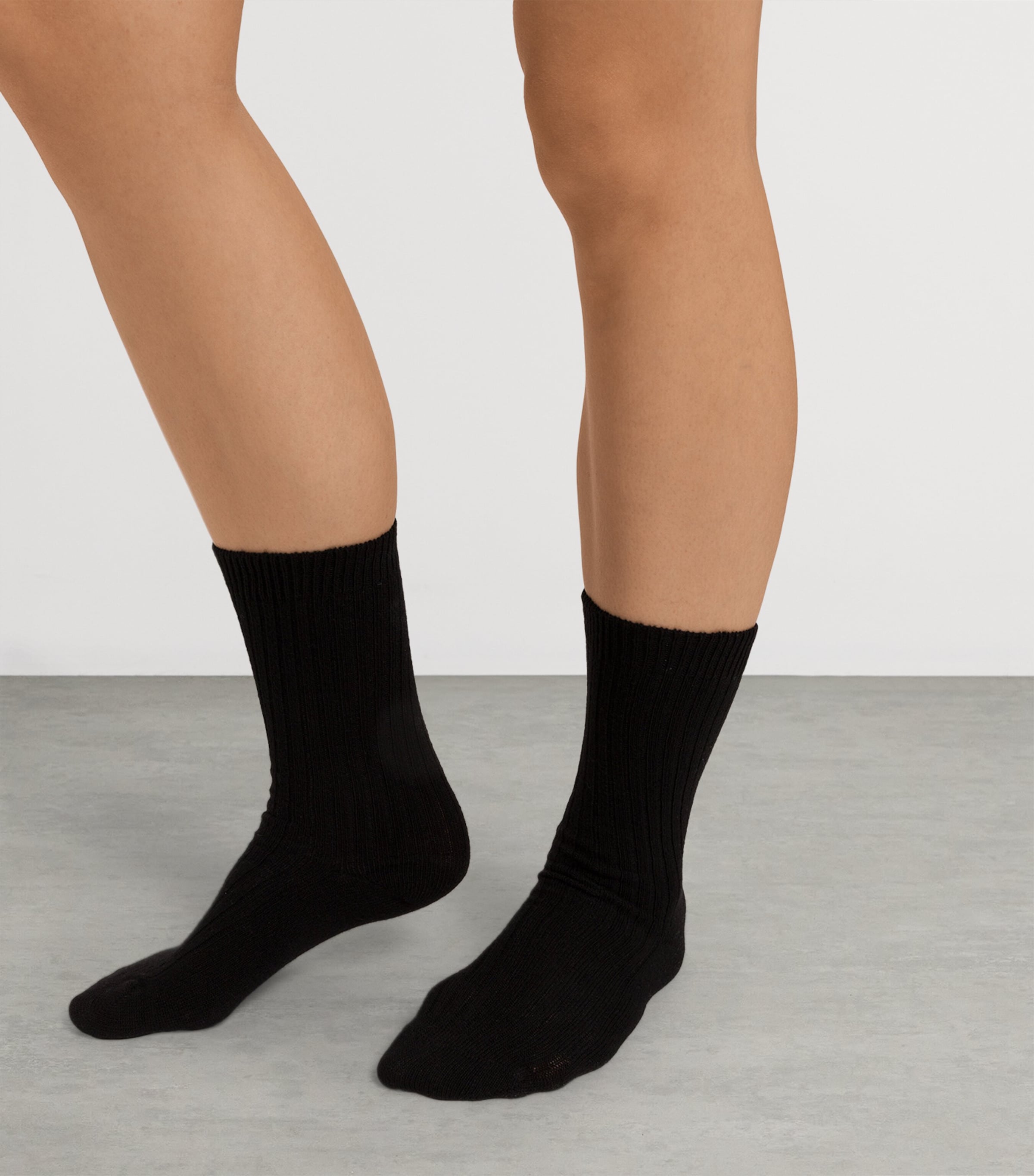 Knitted Long Socks BLACK Image 2