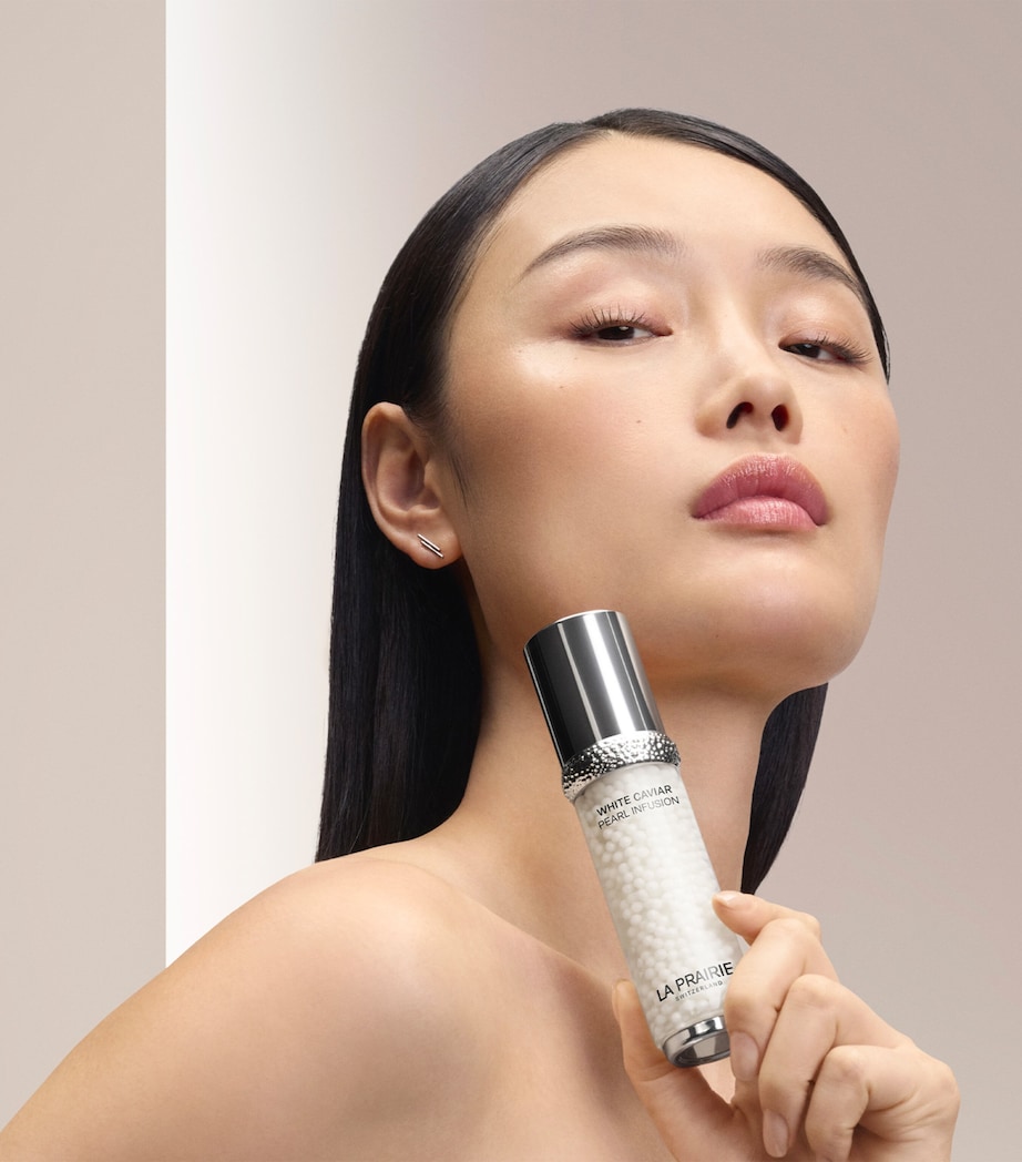 White Caviar Illuminating Pearl Infusion Serum (30ml) NO COLOUR Image 5