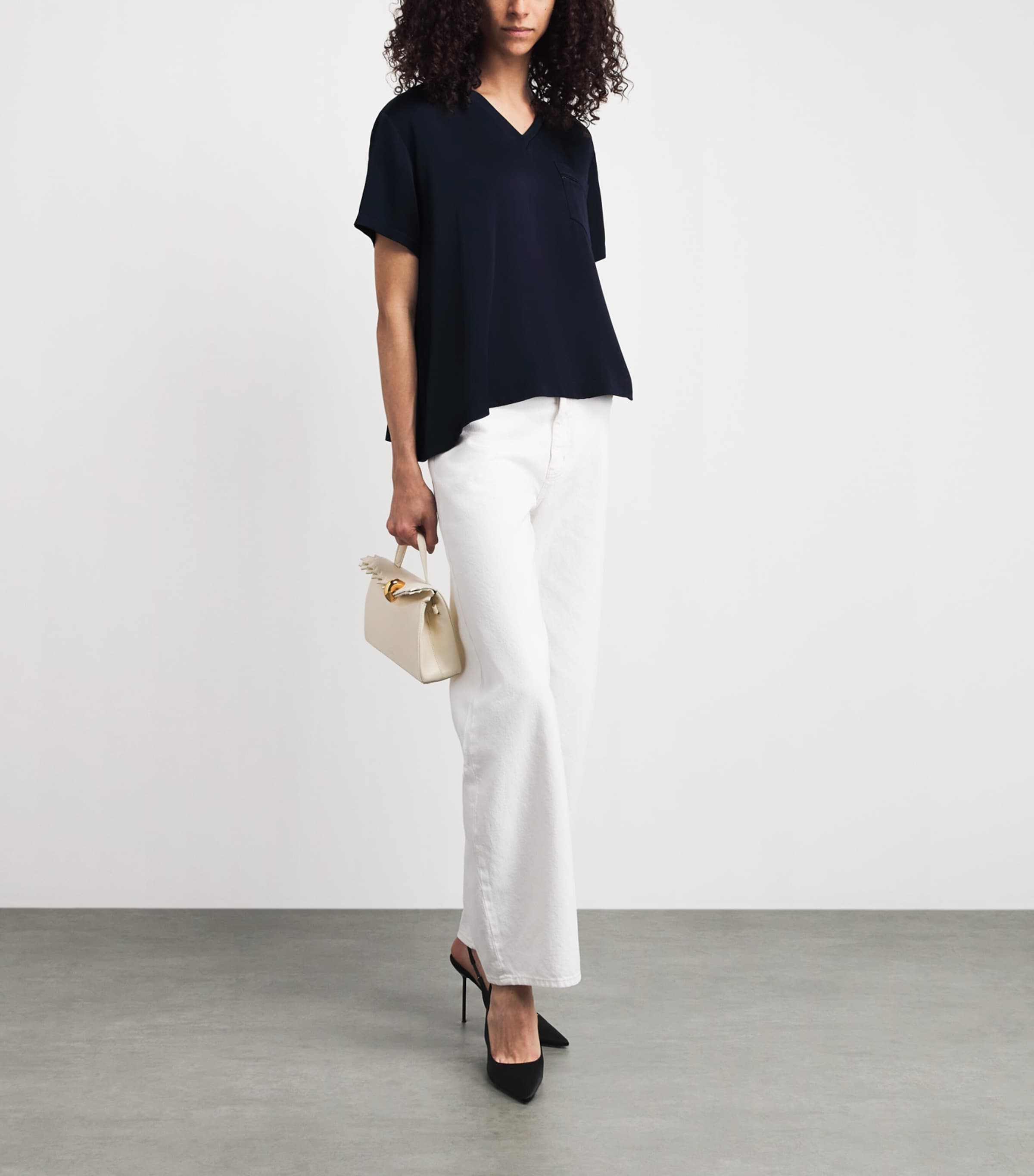 Fabiana Filippi Womens Embellished V-Neck T-Shirt Blu Notte Image 2