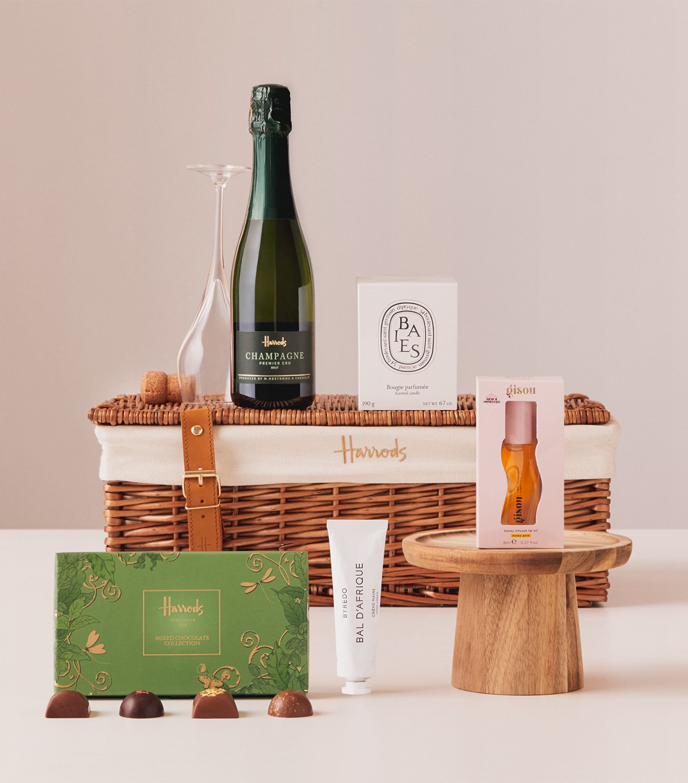 Harrods The Pamper Hamper Image 1