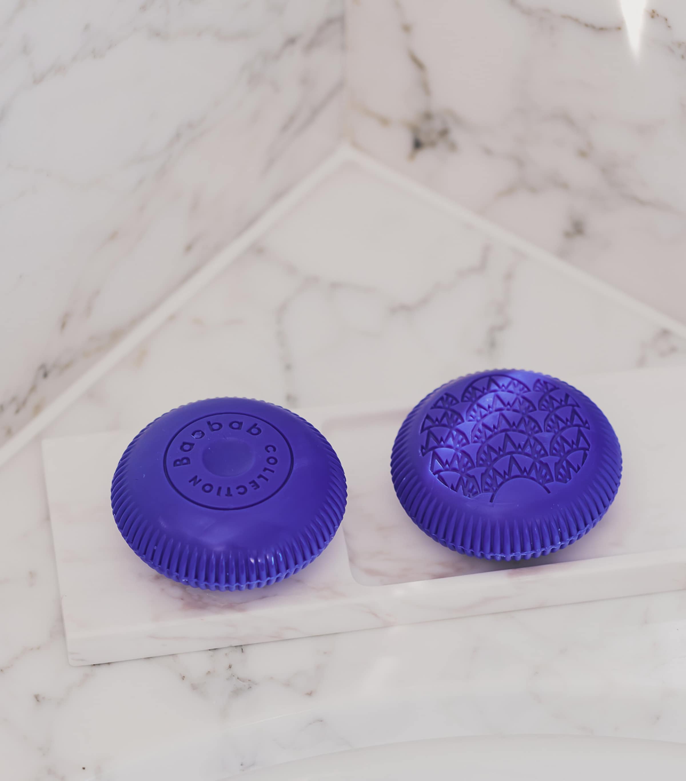 Manhattan Soap BLUE Image 3