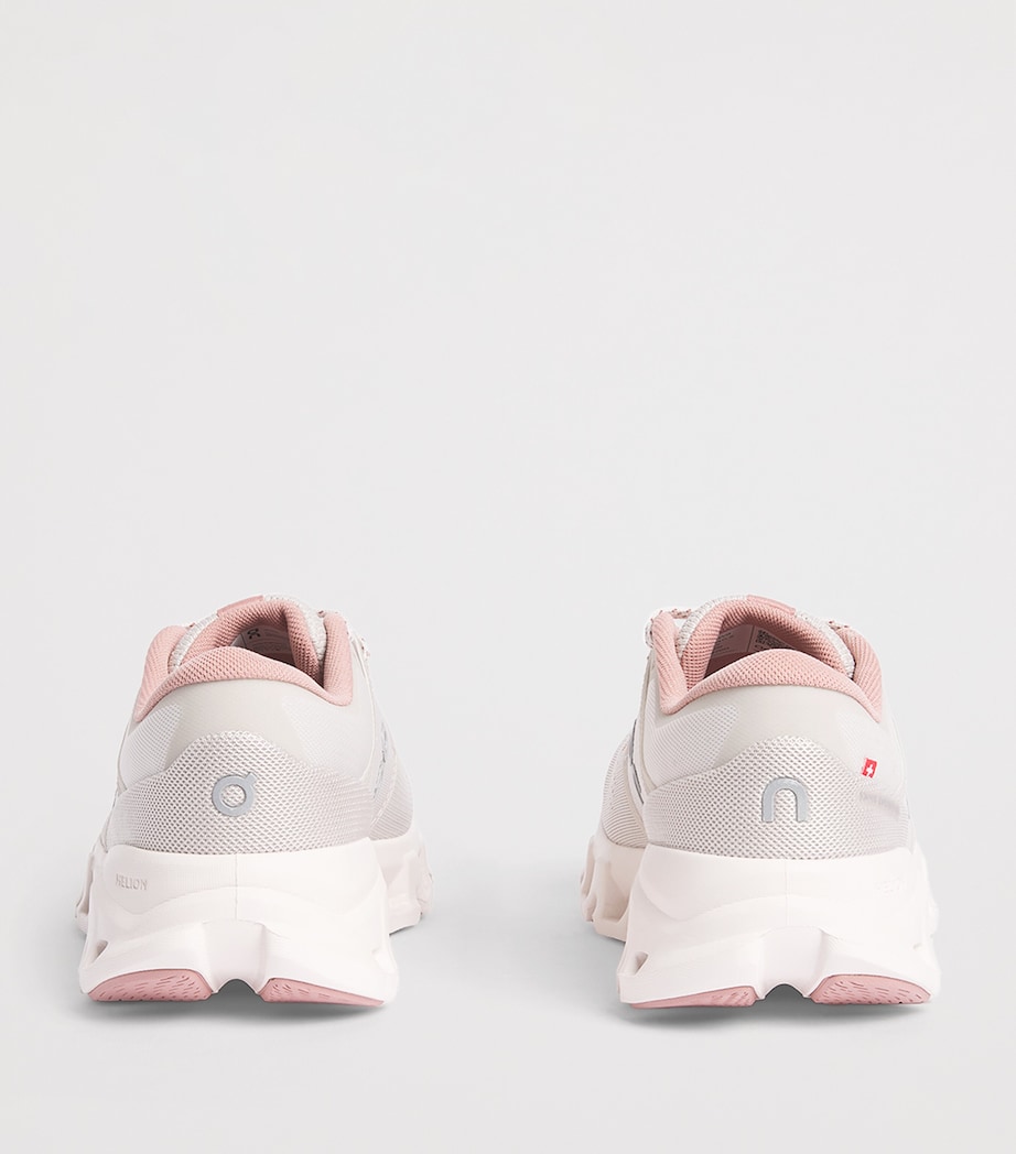 On Womens Cloud X 5 Trainers Pearl | Oyster Image 3