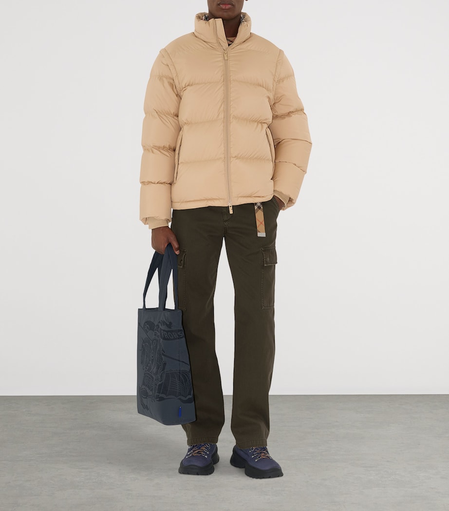 Detachable-Sleeve Puffer Jacket FLAX Image 3