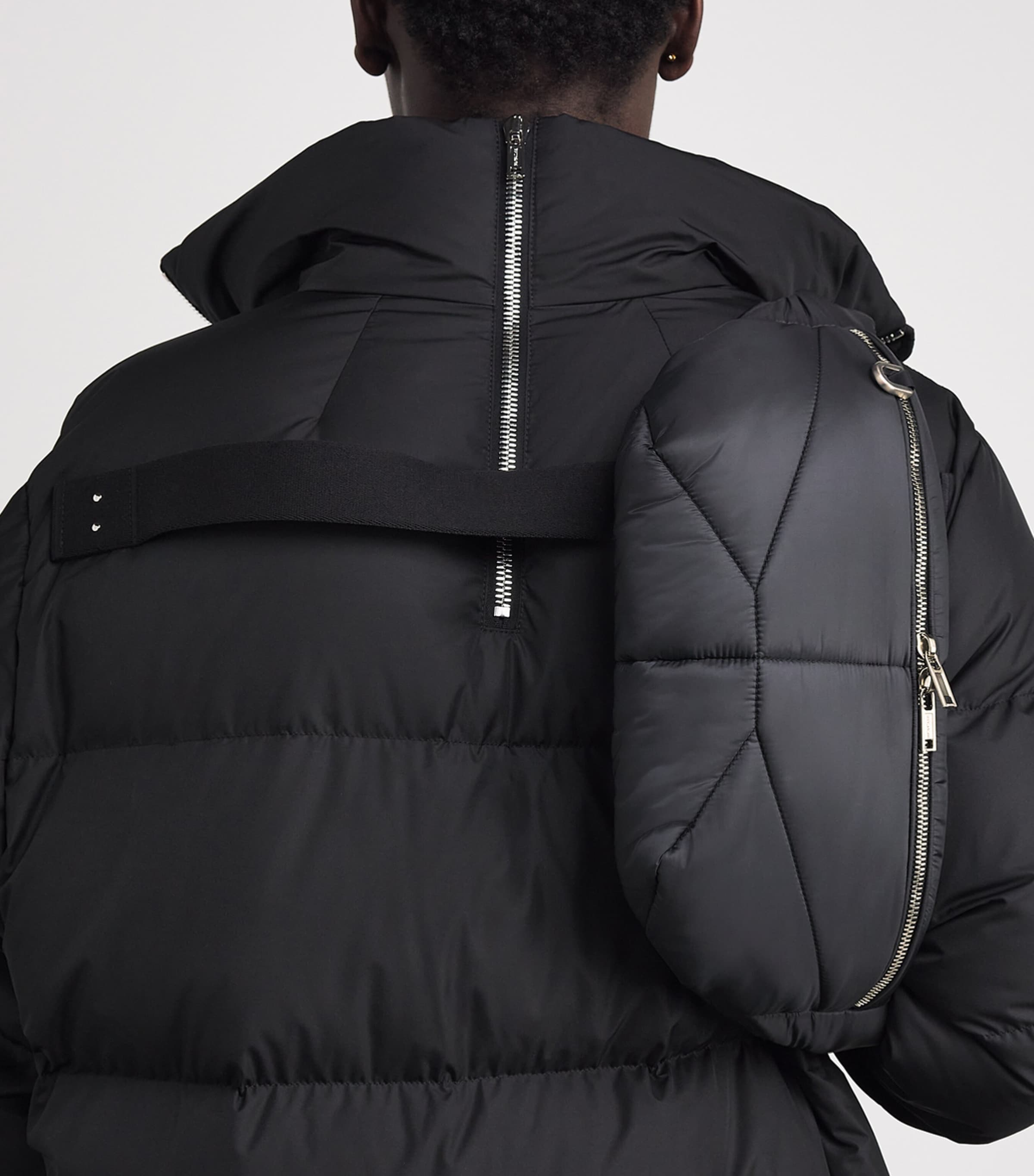 x Moncler Down Marsupio Belt Bag 999 - BLACK Image 2