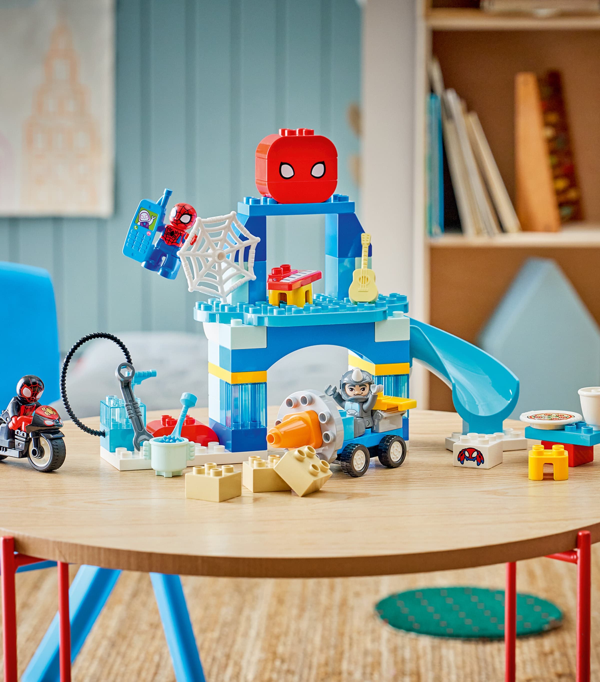 Lego DUPLO Marvel Team Spidey Webquarters 10464 Image 5