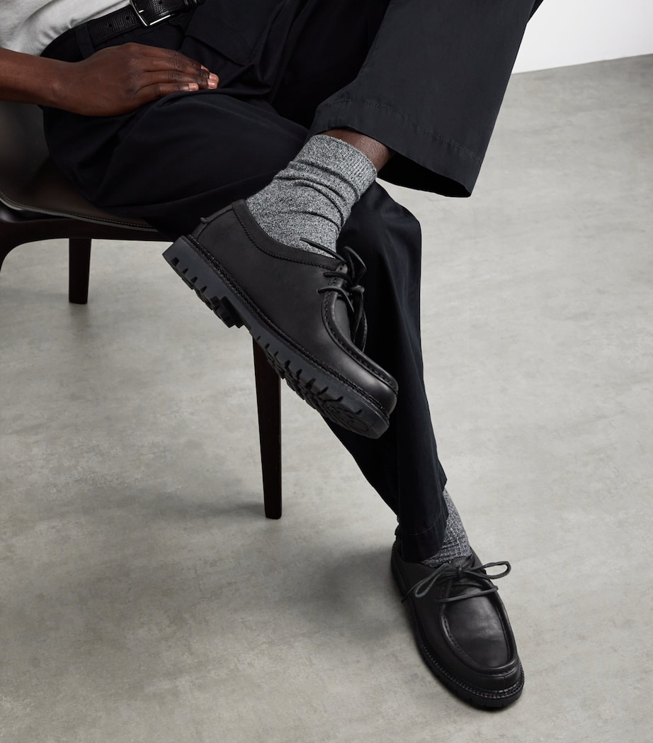 Oiled Leather Moc-Toe Jett Shoes 001 BLACK Image 2