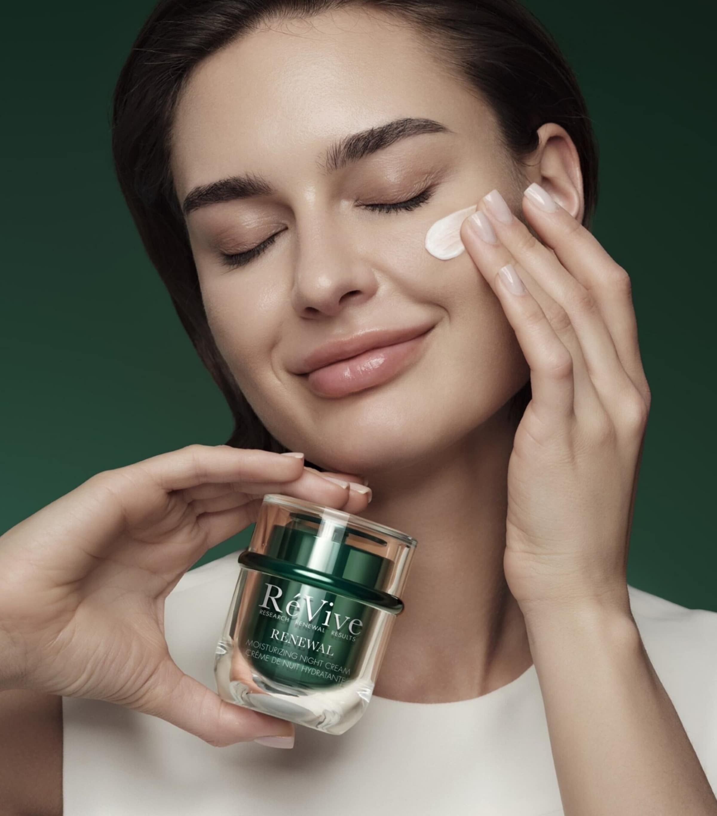 RéVive Renewal Moisturising Night Cream (50ml) Image 4