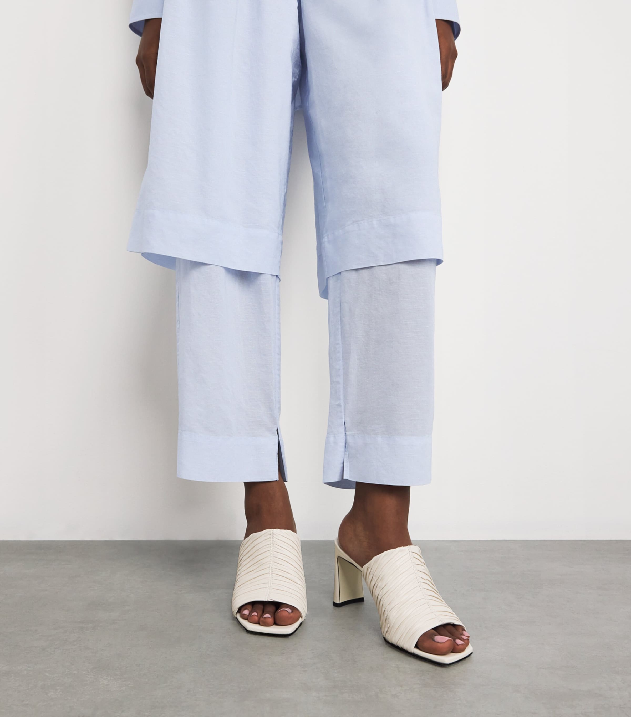 Cotton-Linen Paper-Esque U Trousers 70 Image 6