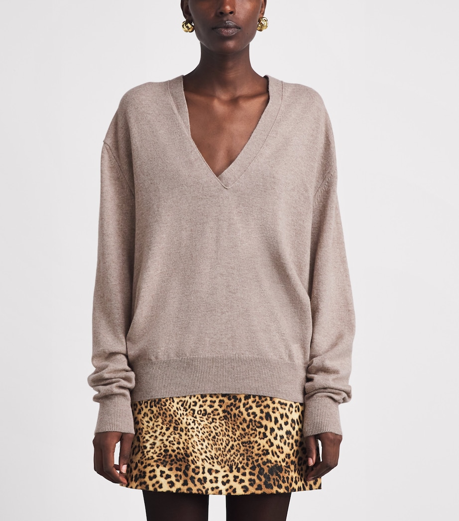 Source Unknown Womens Cashmere-Wool Half-Twist Byrone Sweater Be Image 4