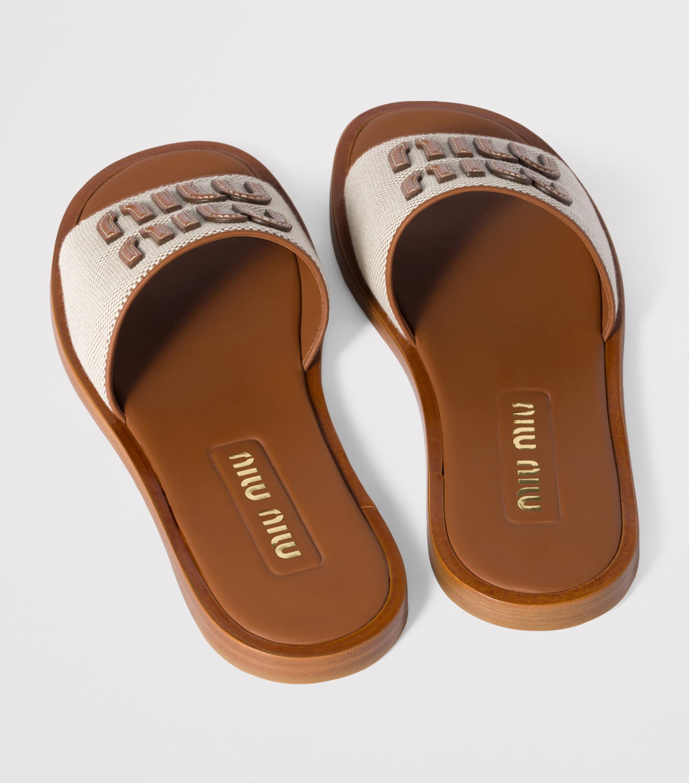 Canvas and Leather Logo Slides F062F Image 3