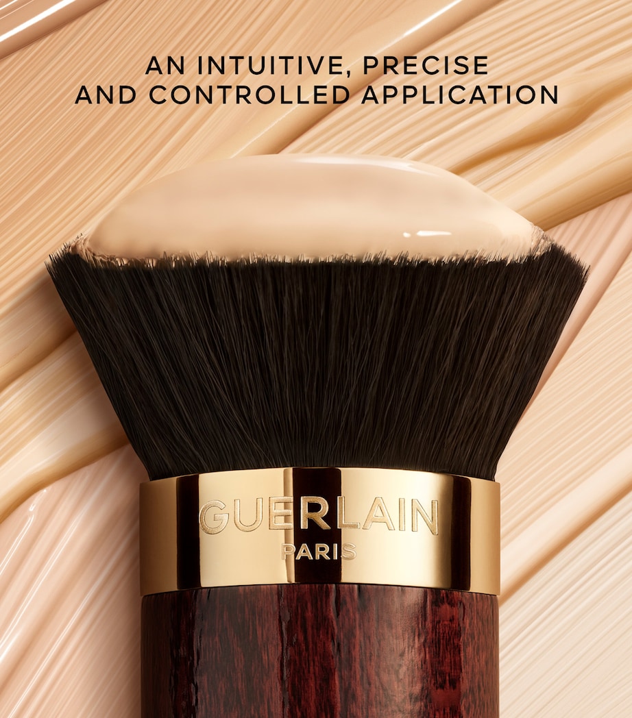 Parure Gold Skin Matte Foundation 0W Image 8