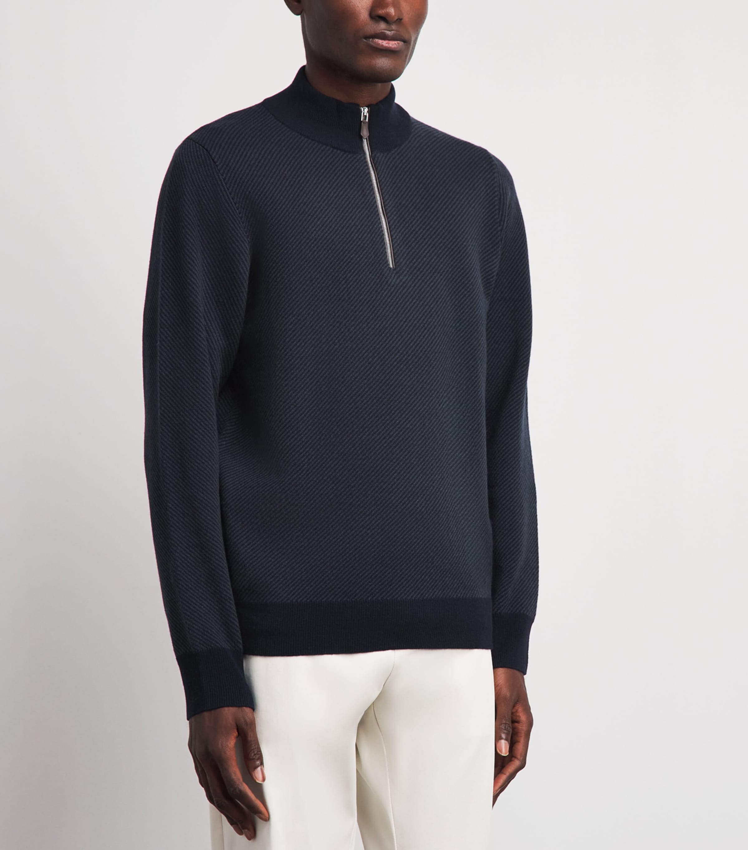 N.Peal Mens Cashmere Quarter-Zip Temple Sweater Navy Grigio Image 4