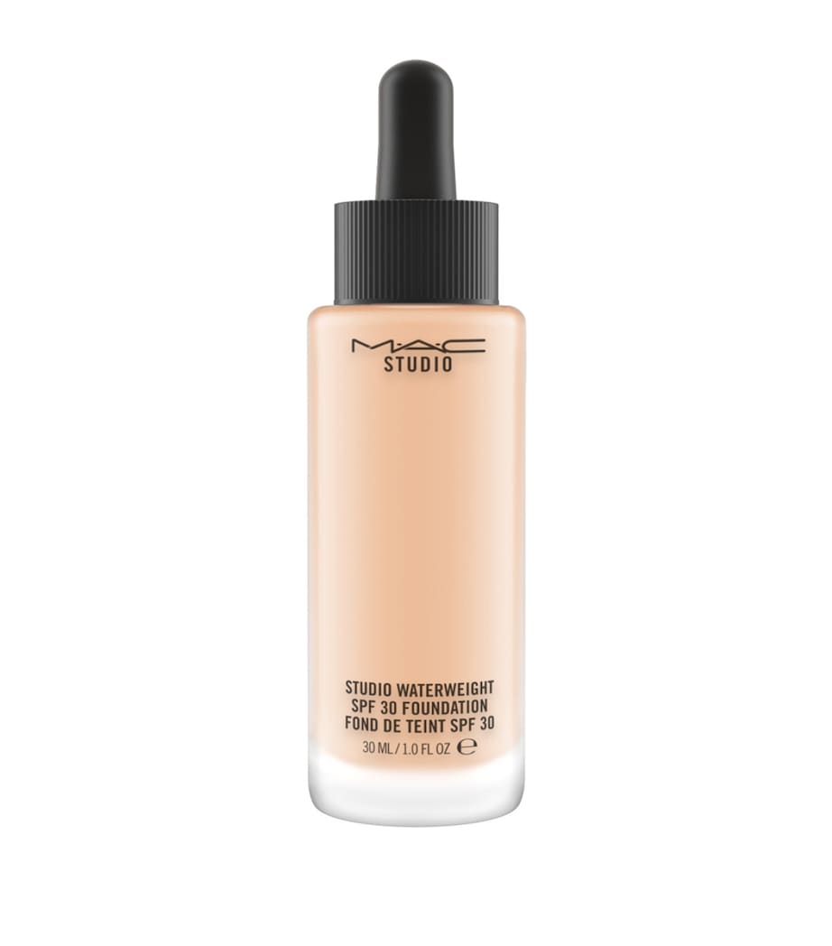 Studio Waterweight SPF 30 Foundation NW15 Image 1