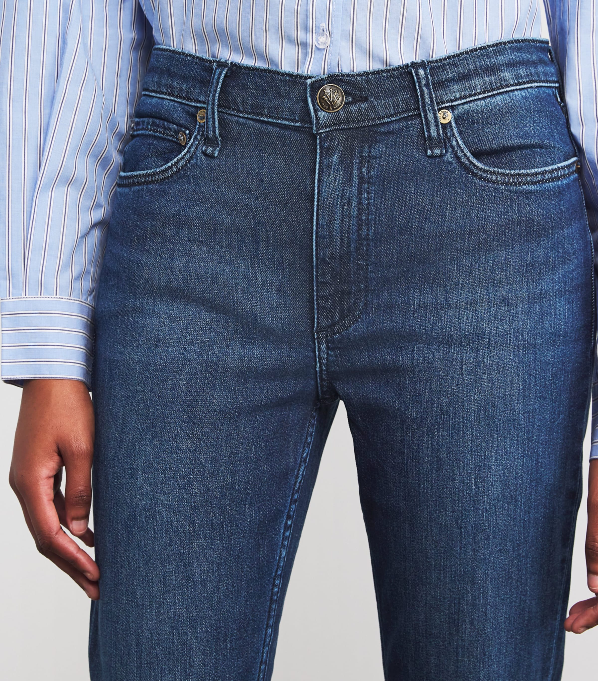 Peyton Mid-Rise Bootcut Jeans RHNBK Image 6