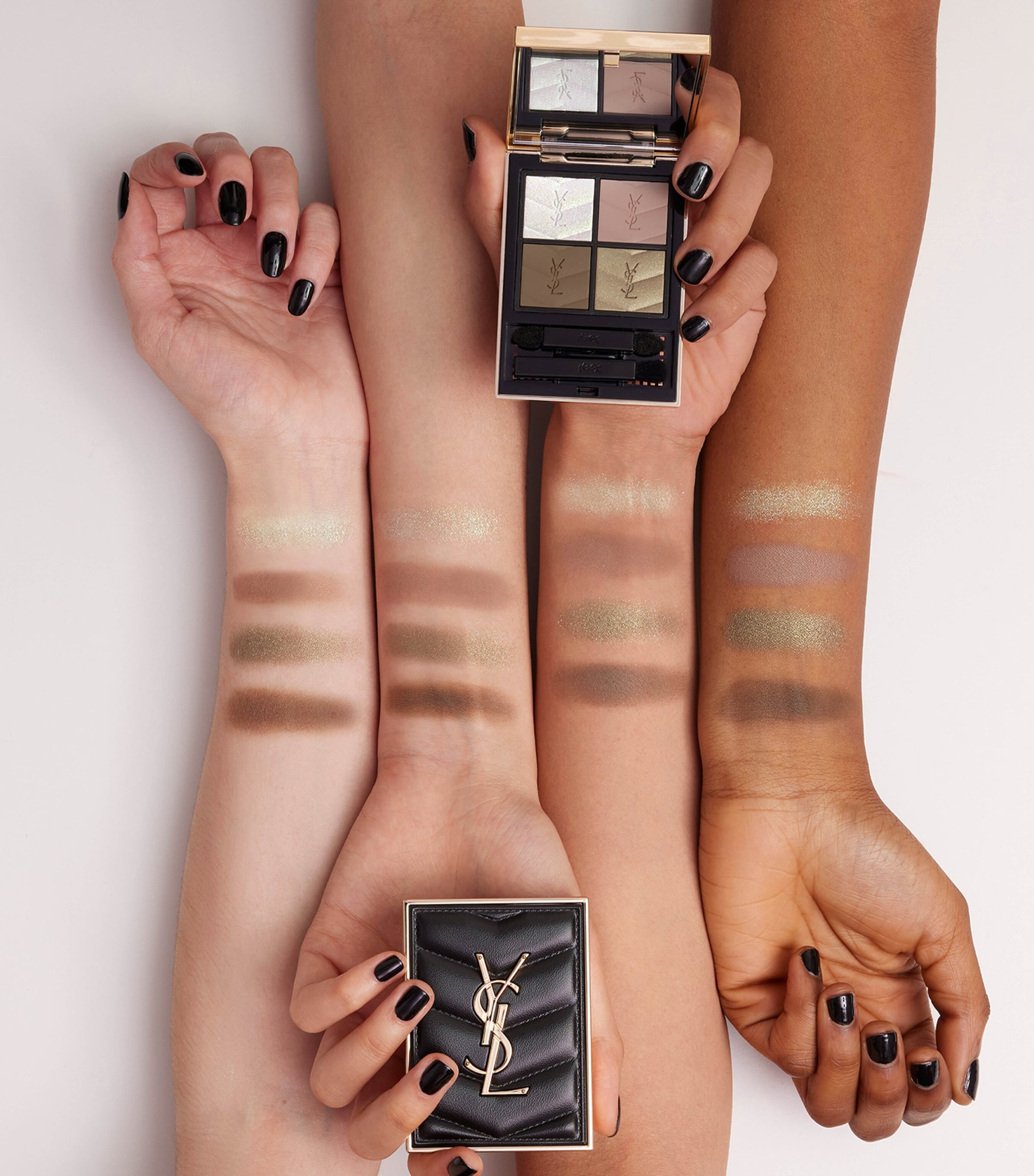 Couture Mini Clutch Mini Eyeshadow Palette 830 Image 5