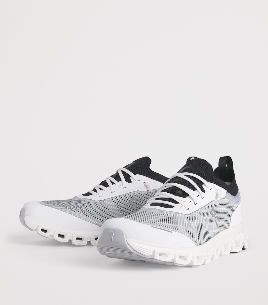 On Womens Cloud 6 Versa Trainers White | Black Image 3