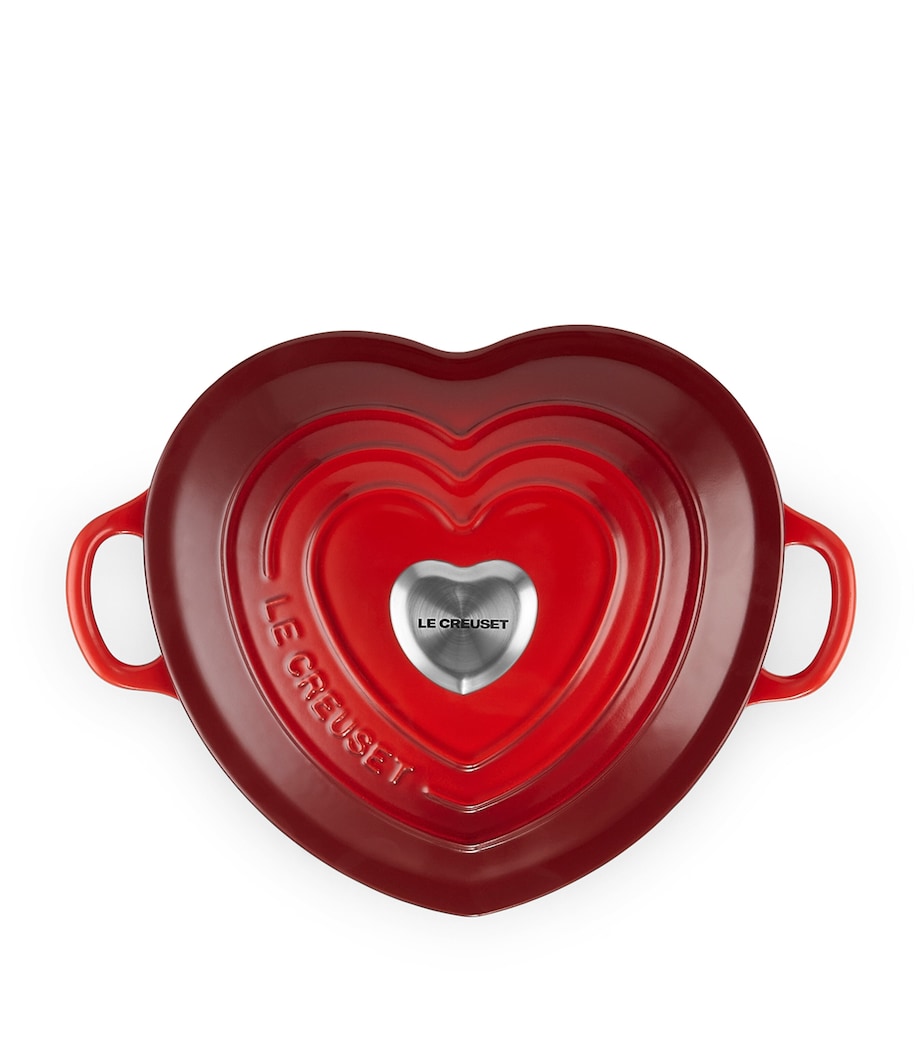 Cast Iron Heart Casserole Dish (20cm) CERISE Image 3
