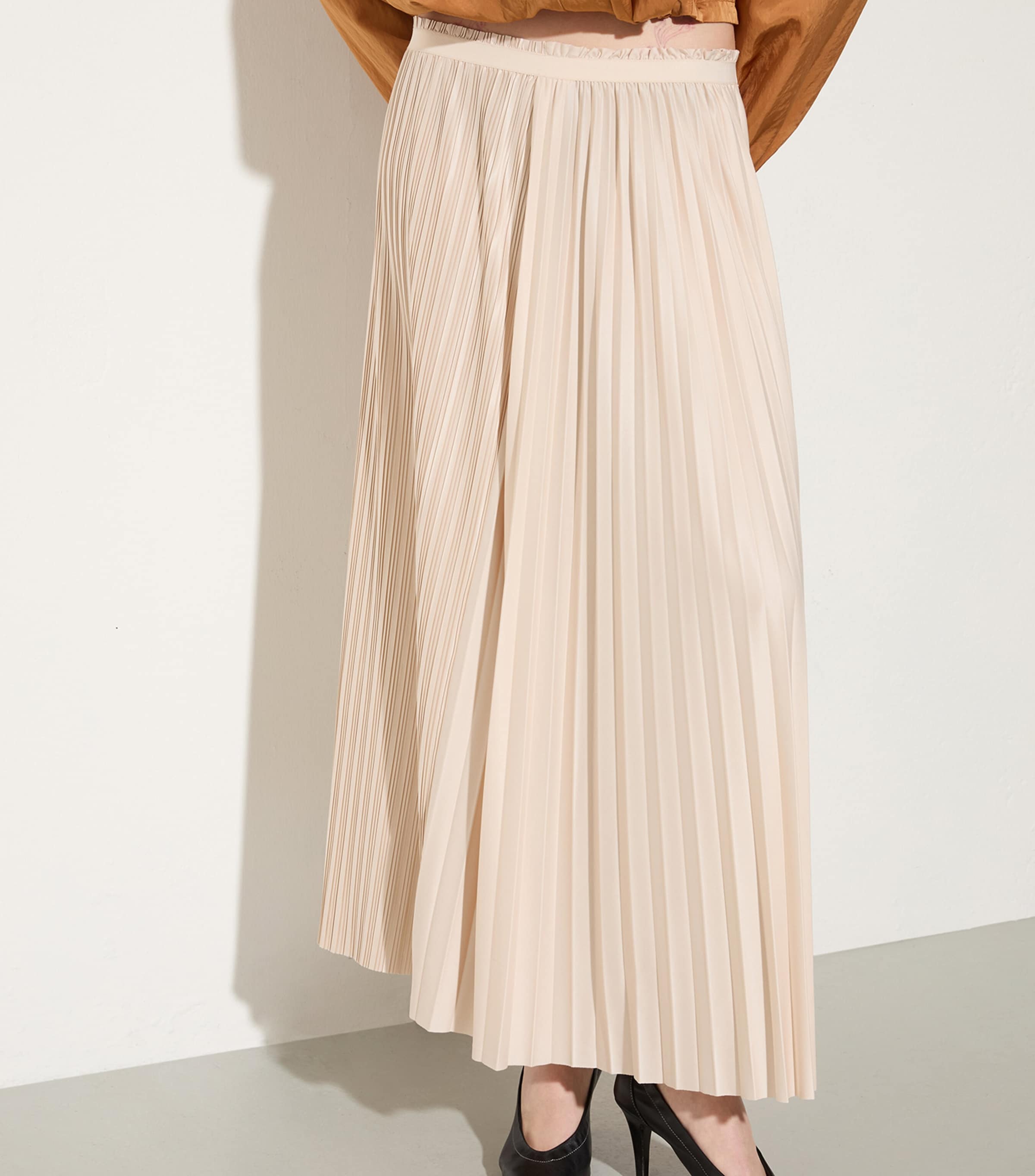 Jersey Pleated Maxi Skirt POWDER Image 2