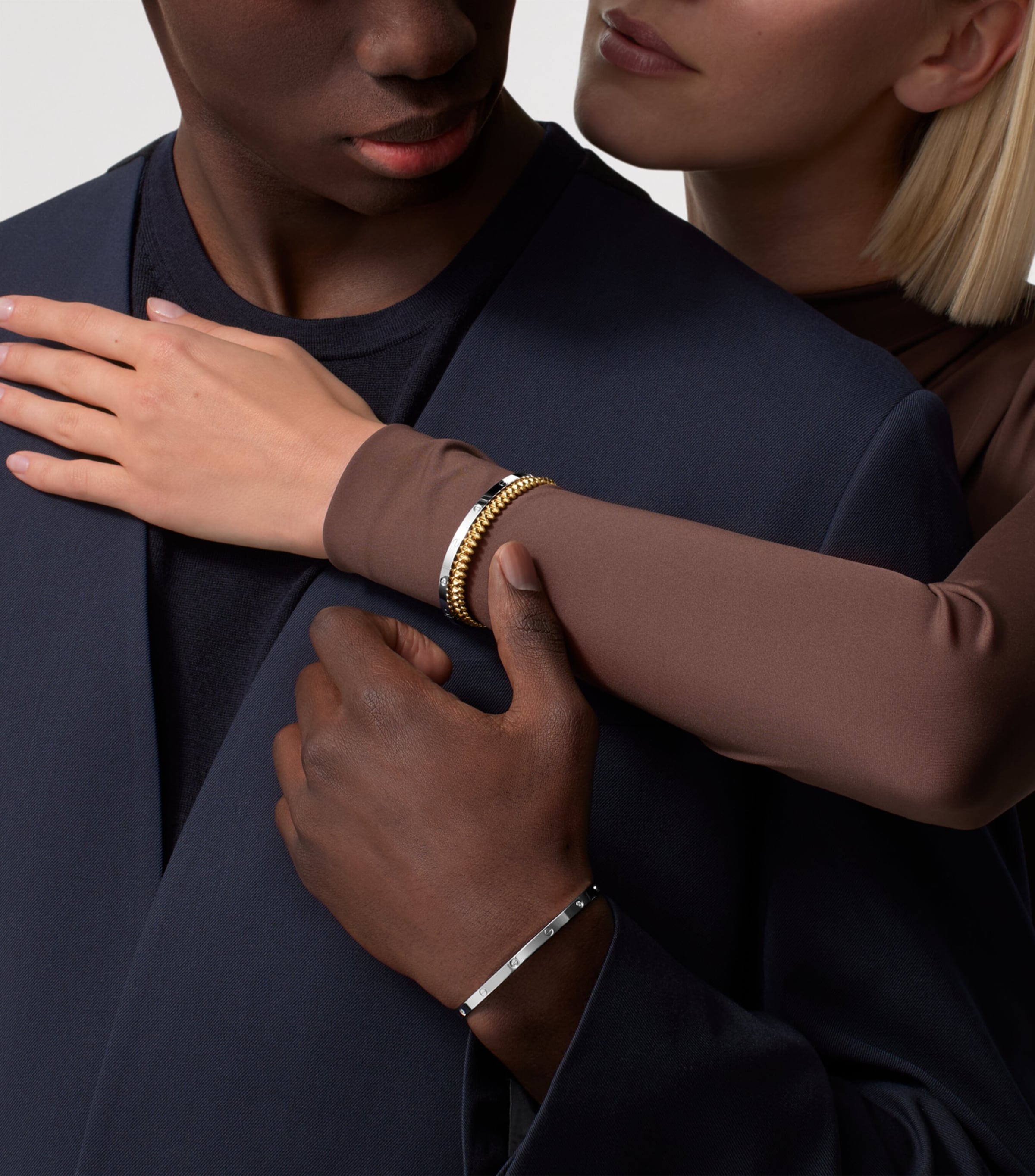 Small Yellow Gold Clash de Cartier Bracelet YELLOW GOLD Image 4