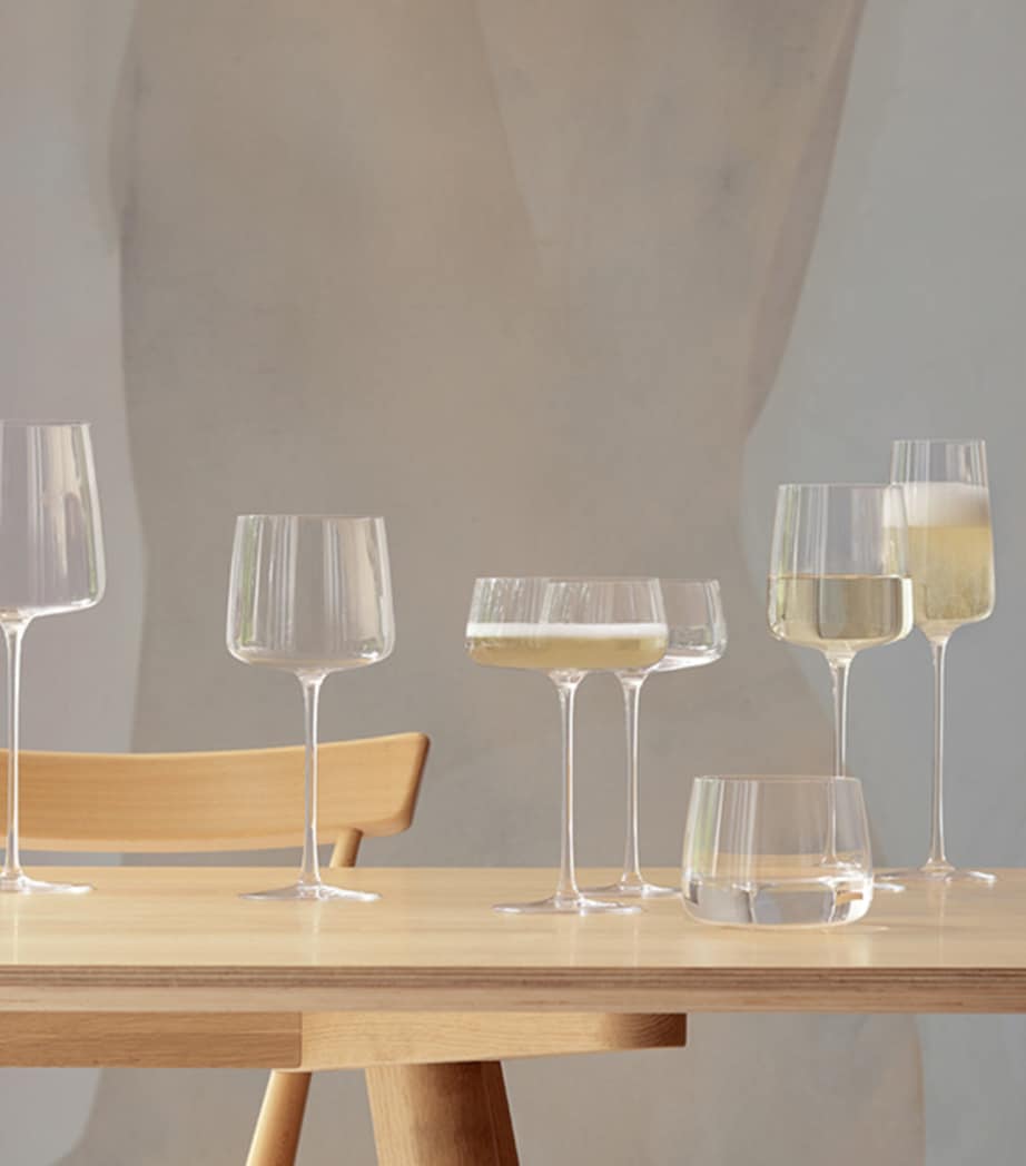 Set of 4 Metropolitan Grand Cru Glasses (680ml) CLEAR Image 3