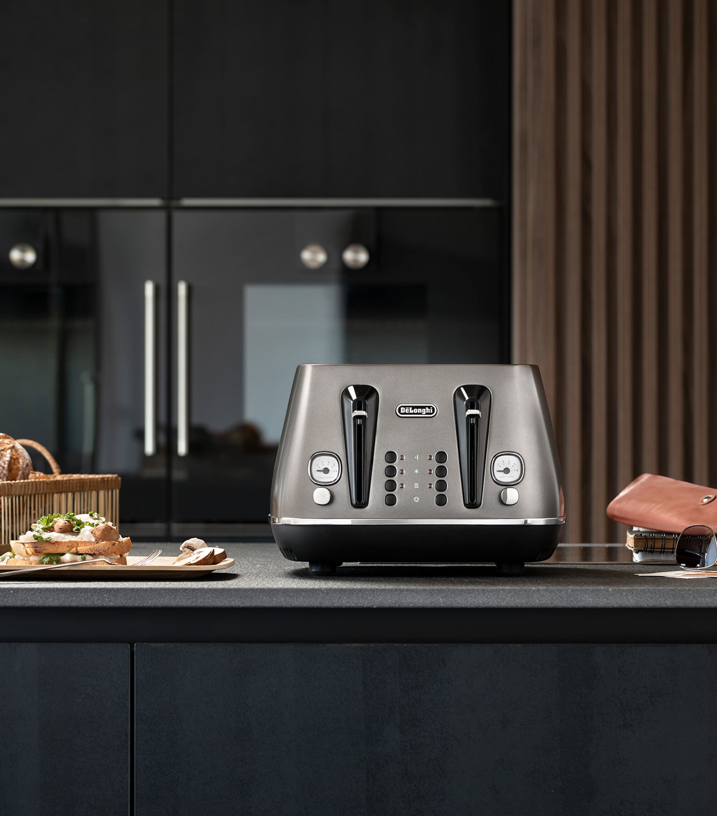 Distinta 4-Slice Toaster TITANIUM Image 7