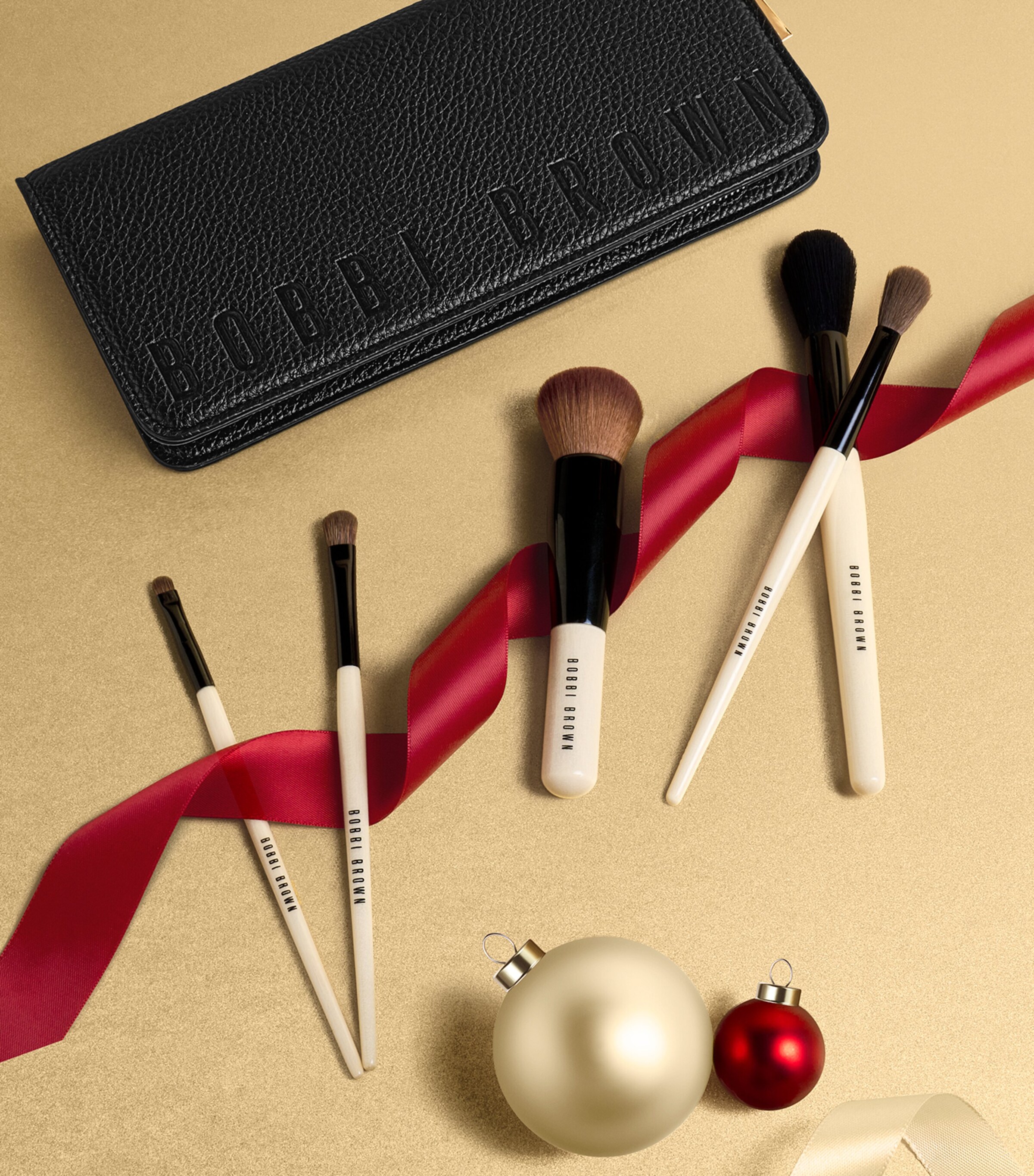Bobbi Brown Complete Brush Set Image 2
